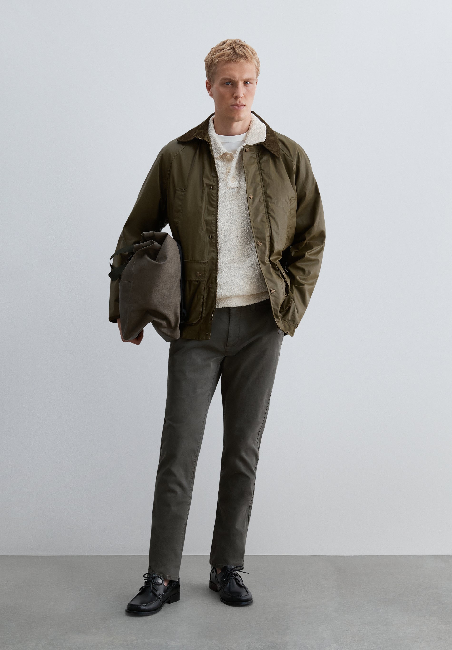 CALÇAS CHINO REGULAR FIT