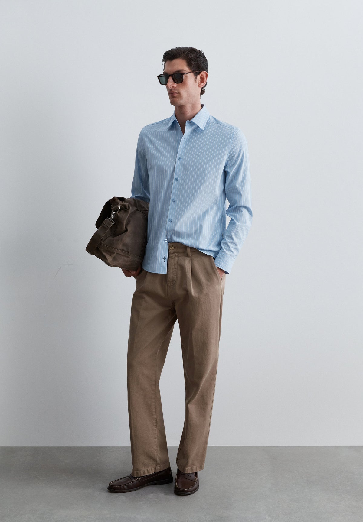 CALÇAS CHINOS LOOSE FIT