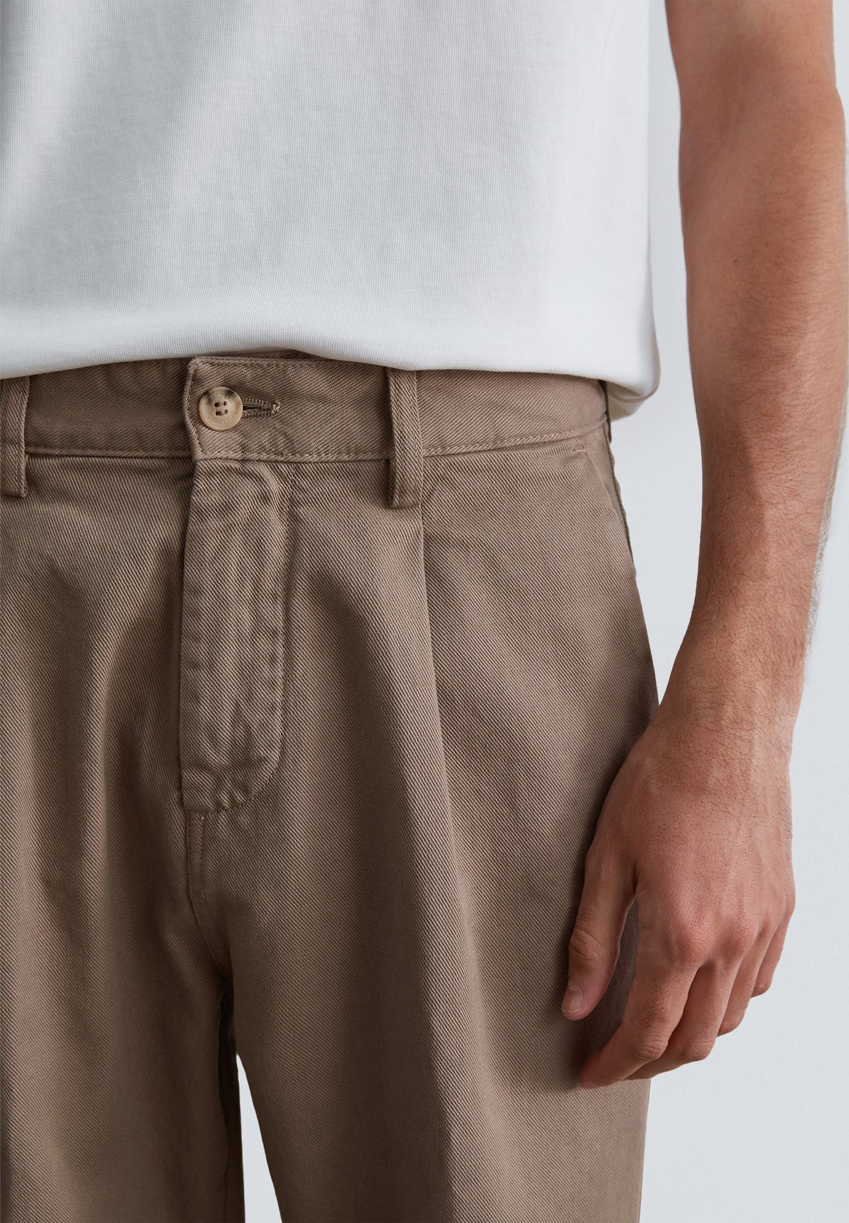 CALÇAS CHINOS LOOSE FIT