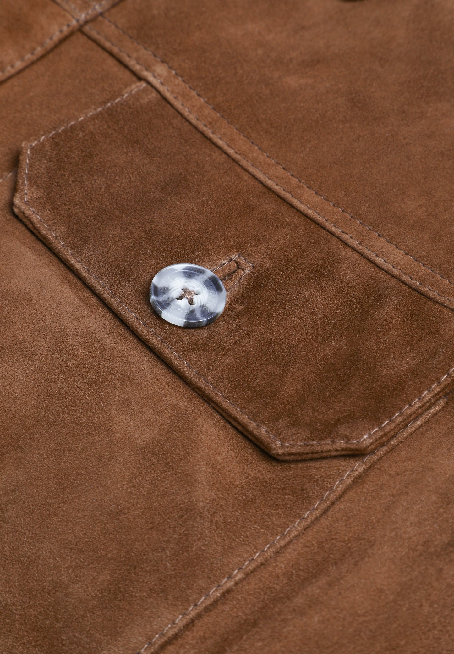 CARDIGAN EM PELE COM BOTÕES