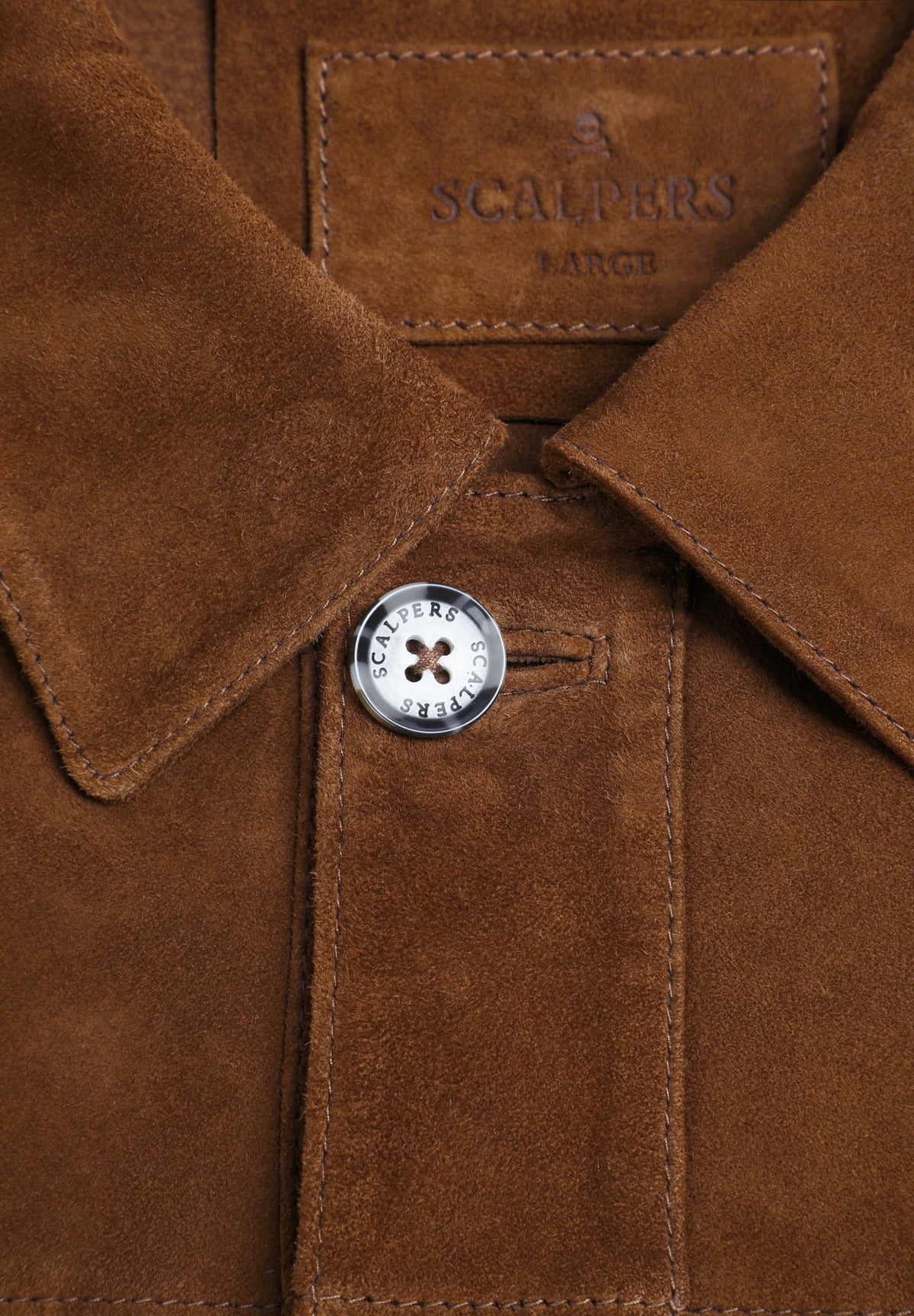 CARDIGAN EM PELE COM BOTÕES