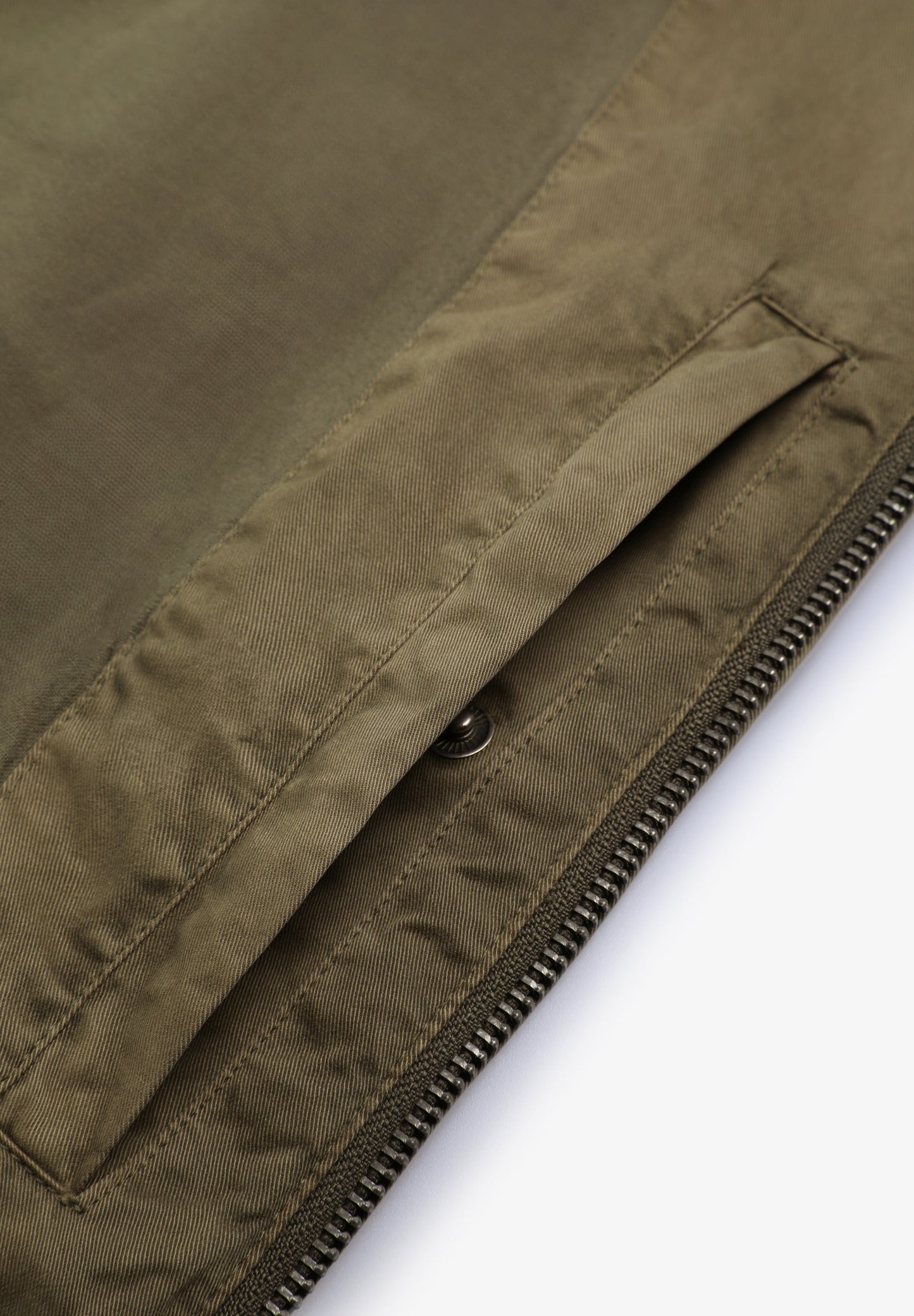 CARDIGAN LEVE COM CAPUZ EM ALGODÃO