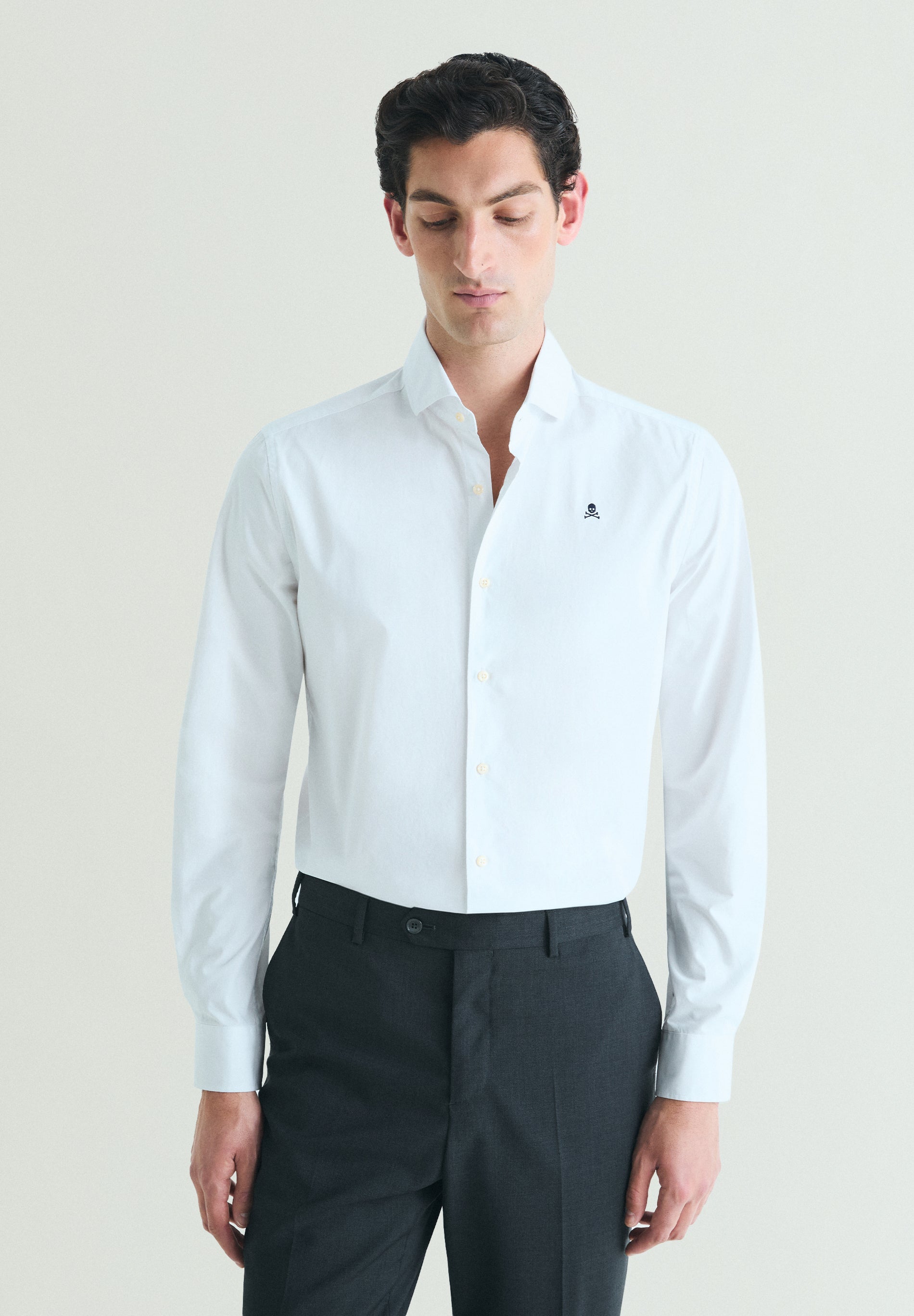CAMISA CLÁSSICA EM ALGODÃO