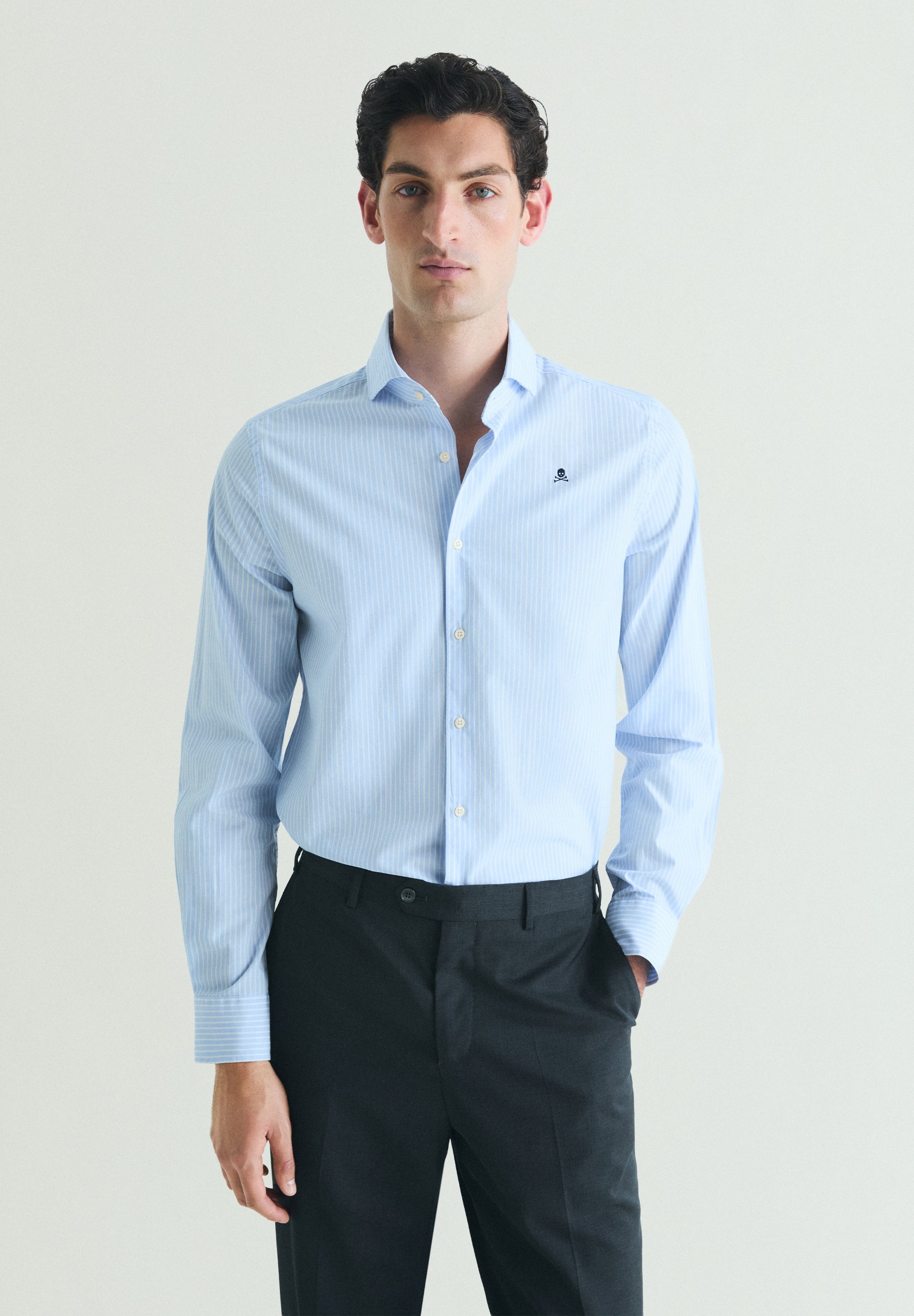 CAMISA ÀS RISCAS EM ALGODÃO