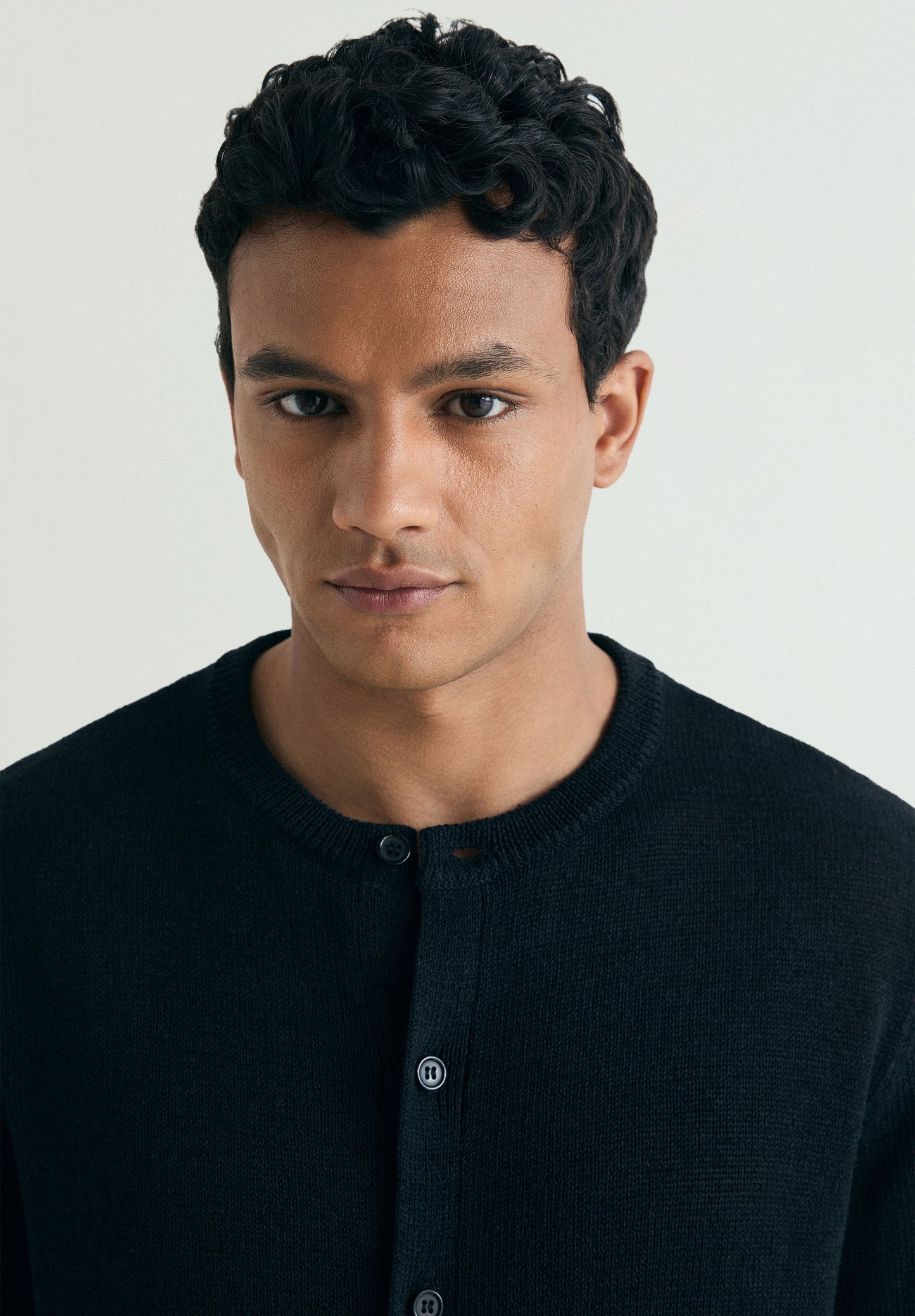 CARDIGAN DE LINHO RELAXED FIT