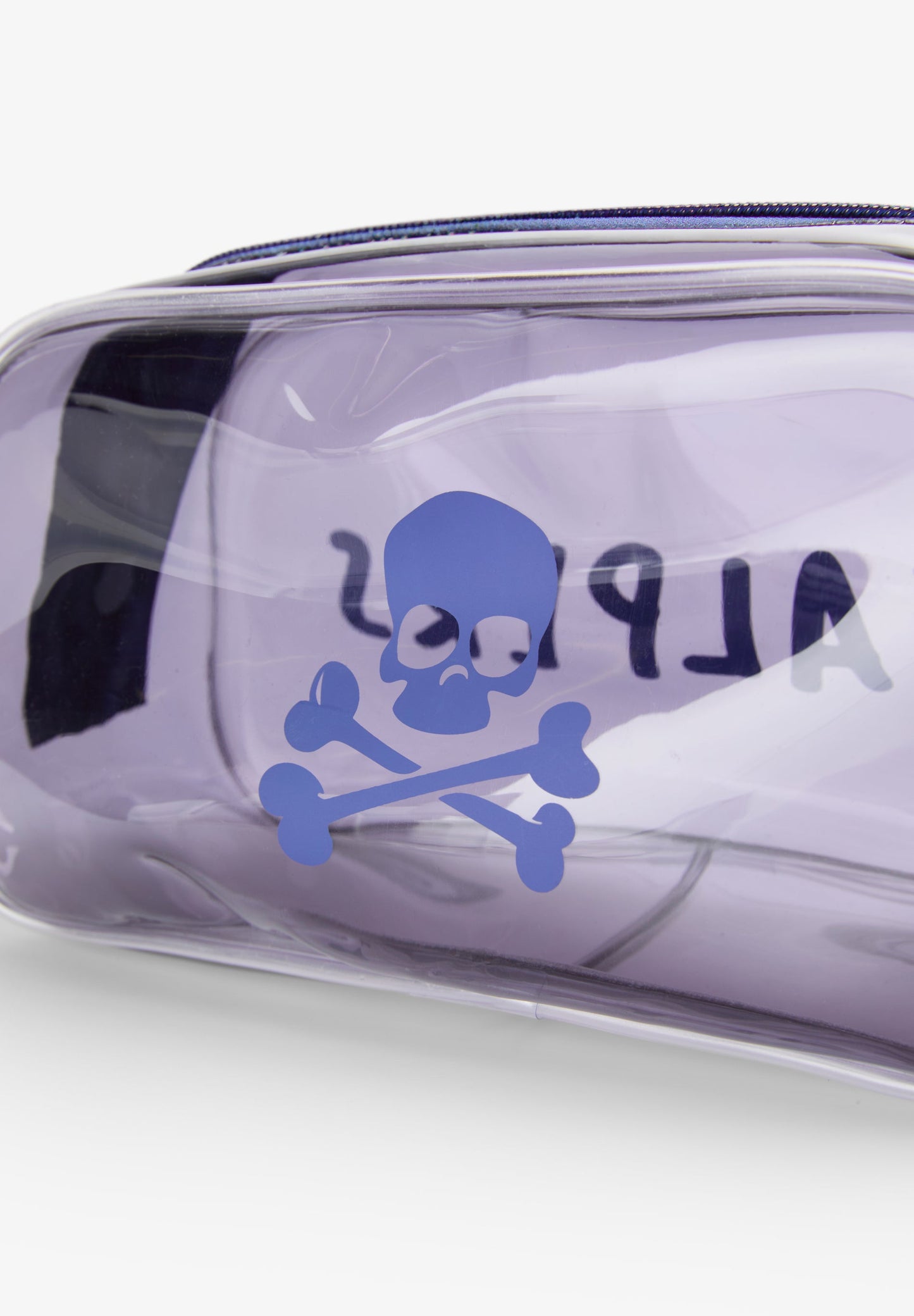 NÉCESSAIRE COM CONJUNTO DE VIAGEM