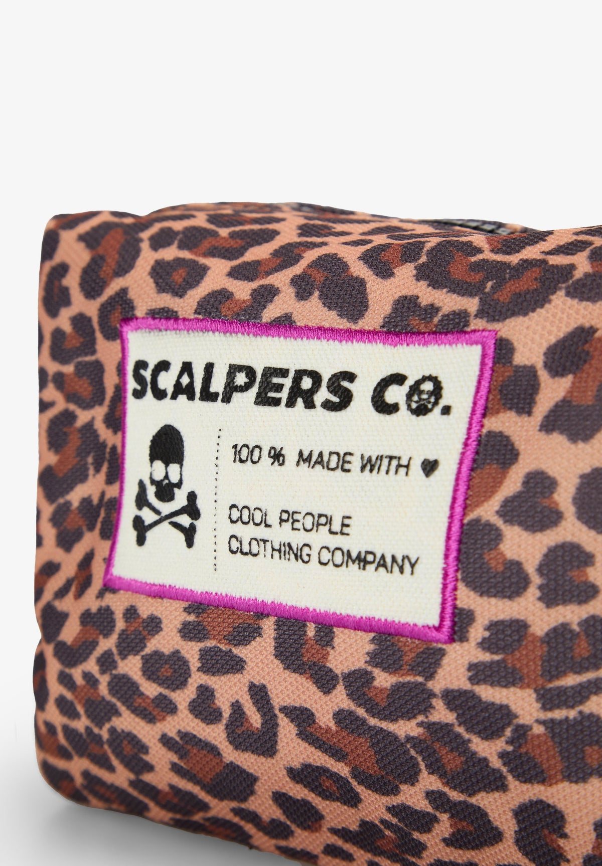 NECESSAIRE ESTAMPADO ANIMAL REMENDO FRONTAL