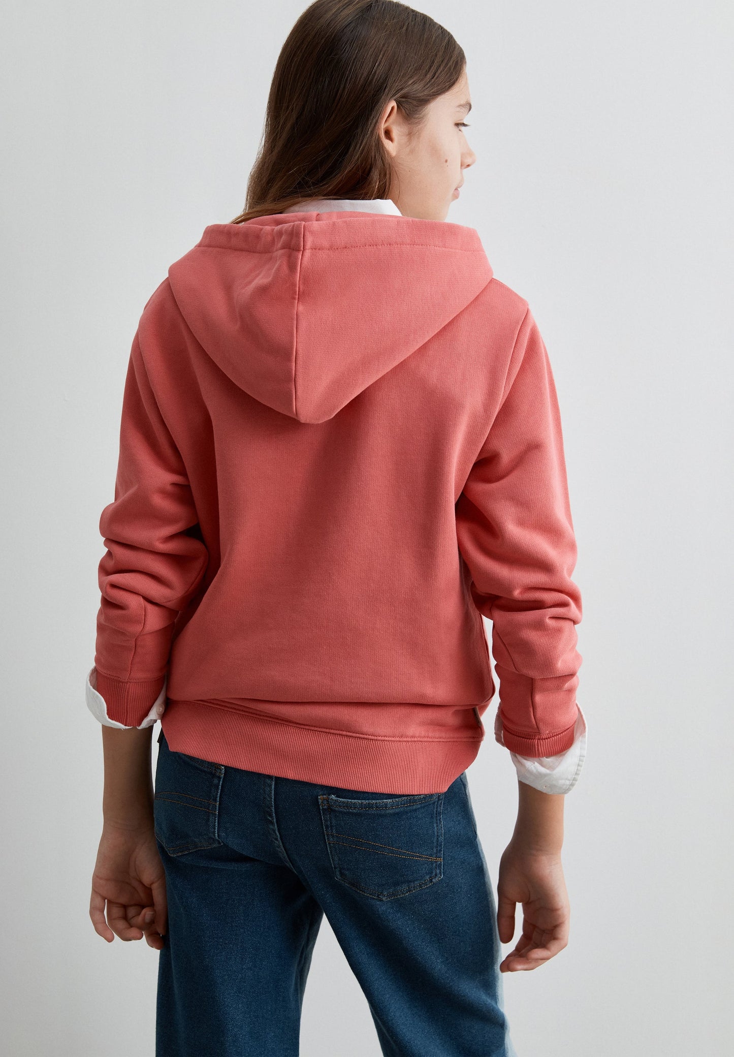 SWEATSHIRT COM CAPUZ EM RELEVO