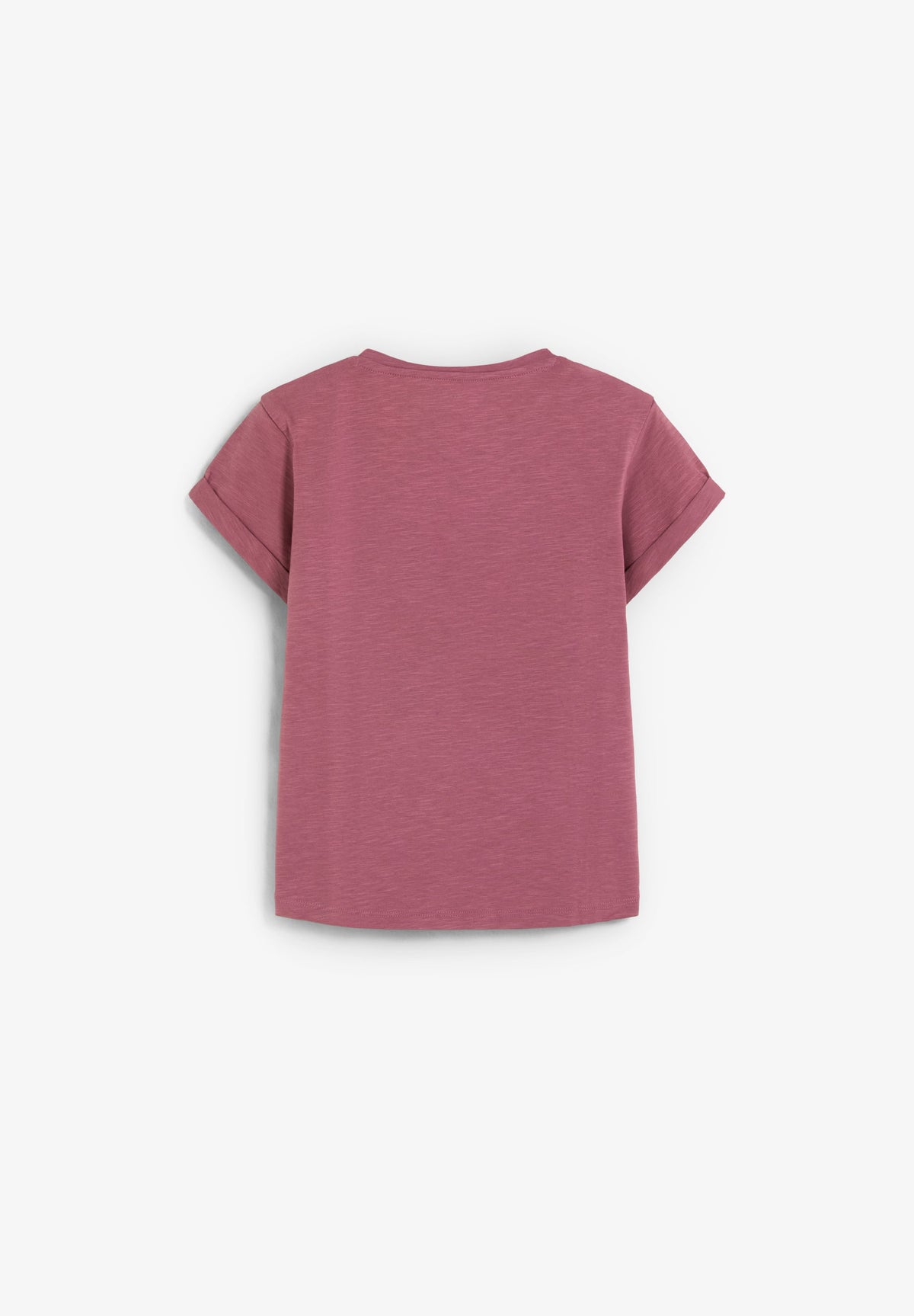 T-SHIRT COM PADRÃO À FRENTE