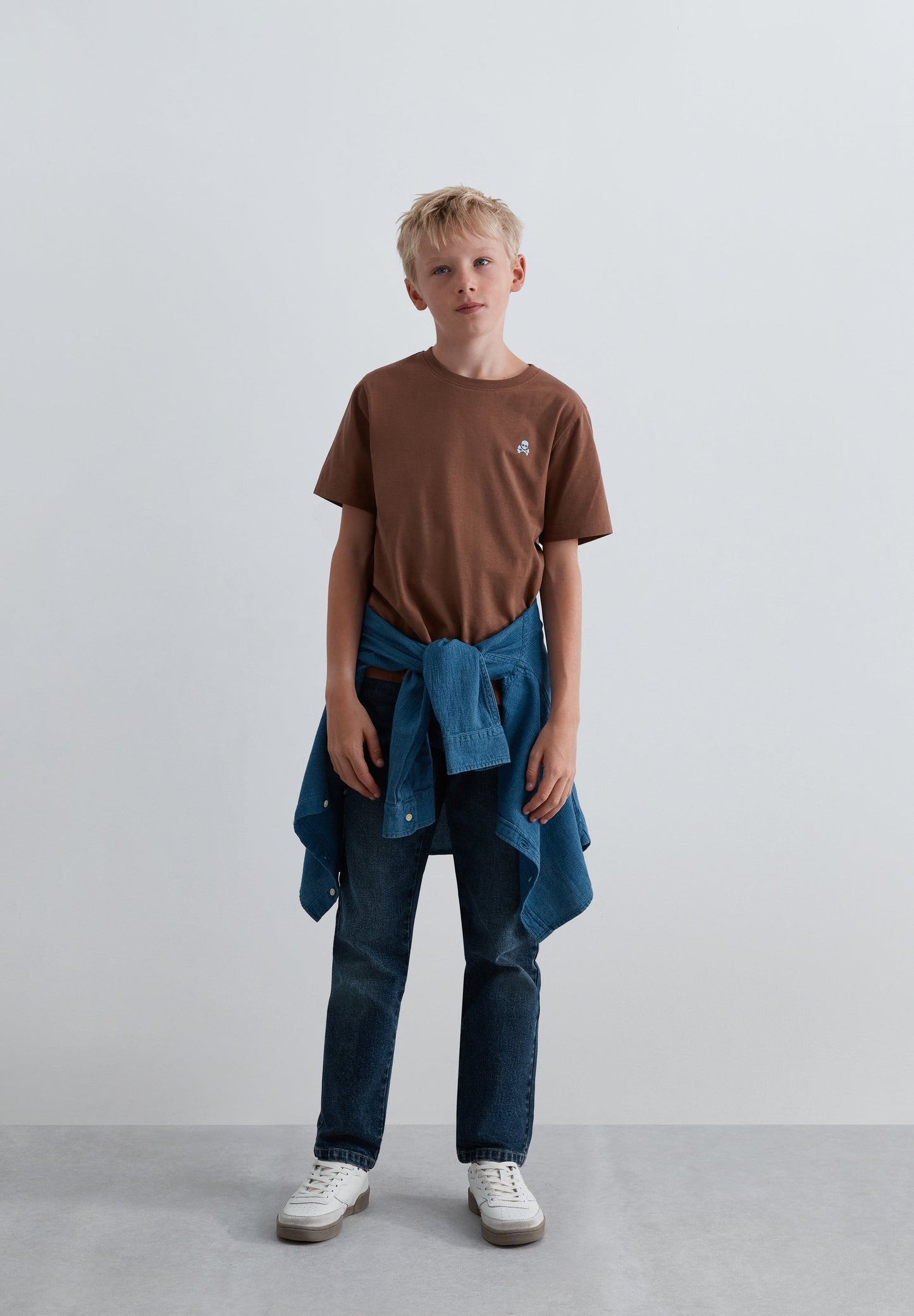 T-SHIRT COM PADRÃO WASHED