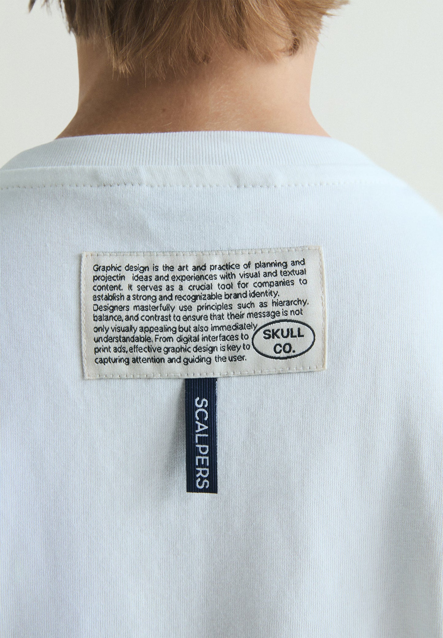 T-SHIRT ALGODÃO COM PADRÃO