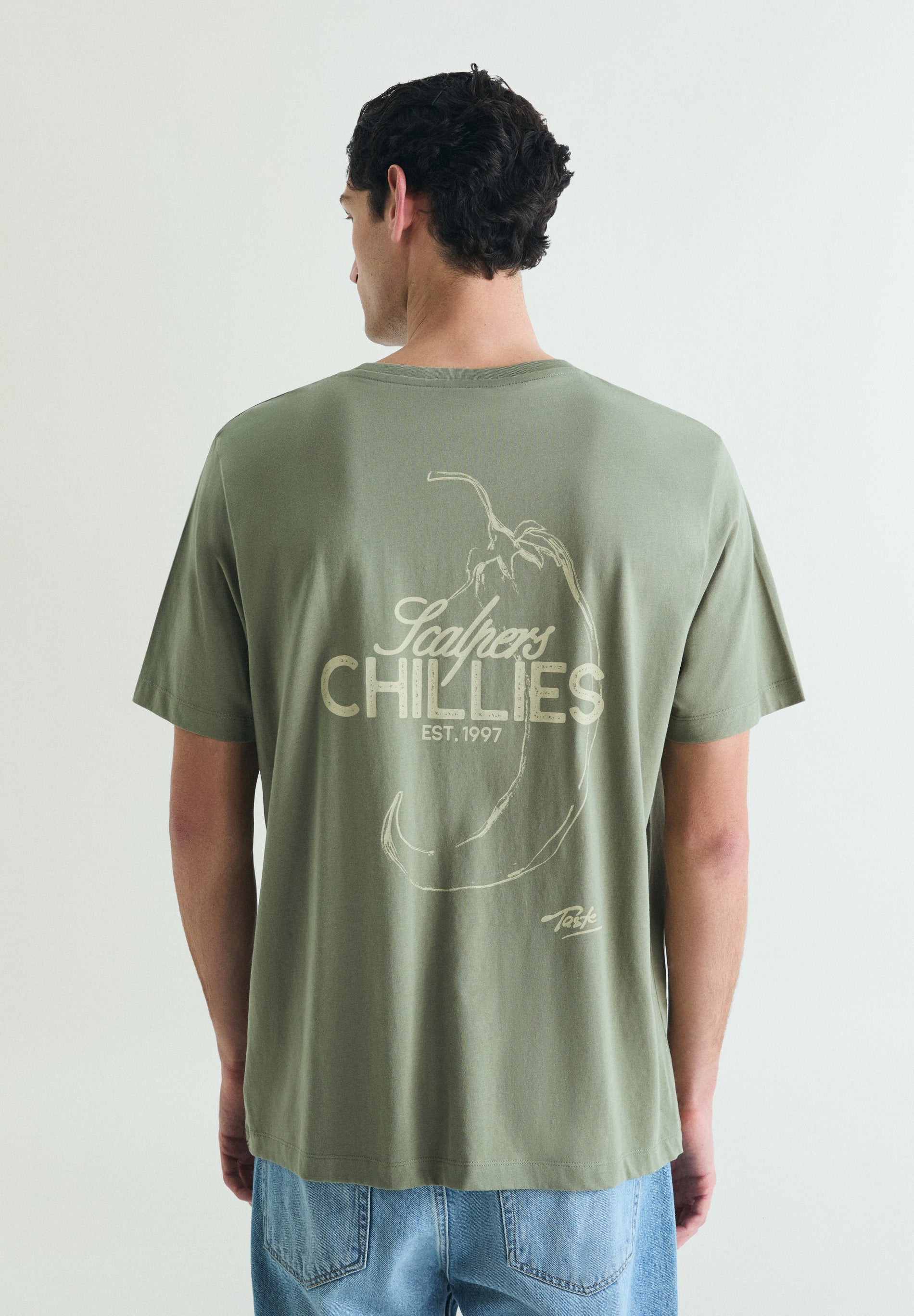 T-SHIRT PADRÃO CHILLIES