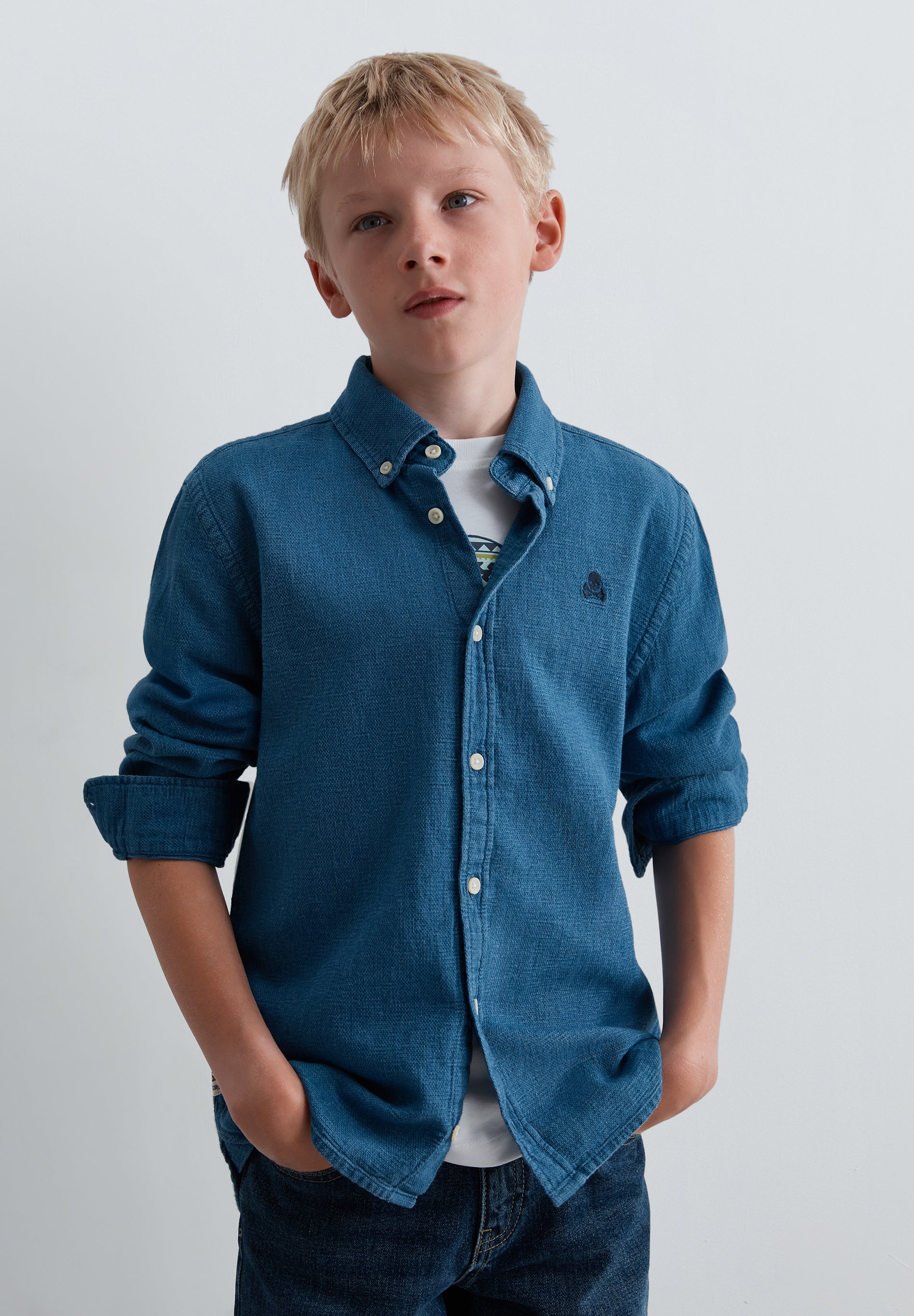 CAMISA DENIM DECOTE COM BOTÕES