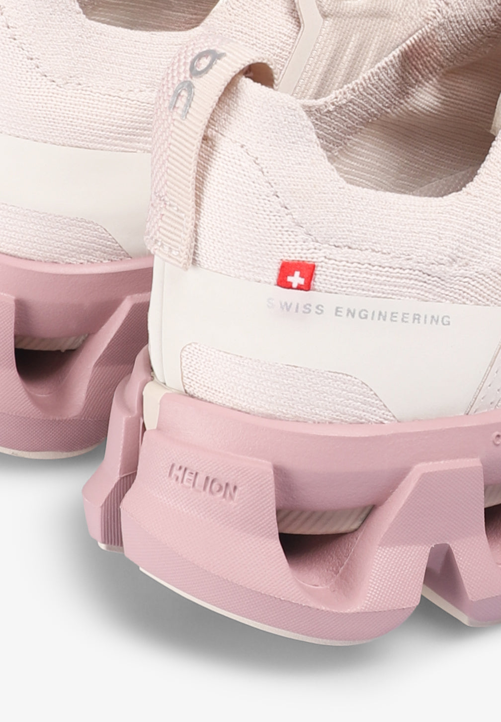 ON | SAPATILHAS CLOUDSWIFT DE MULHER