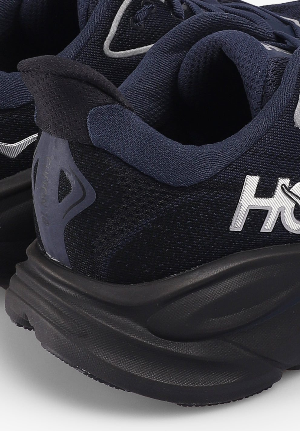HOKA | SAPATILHAS CLIFTON 10 DE HOMEM