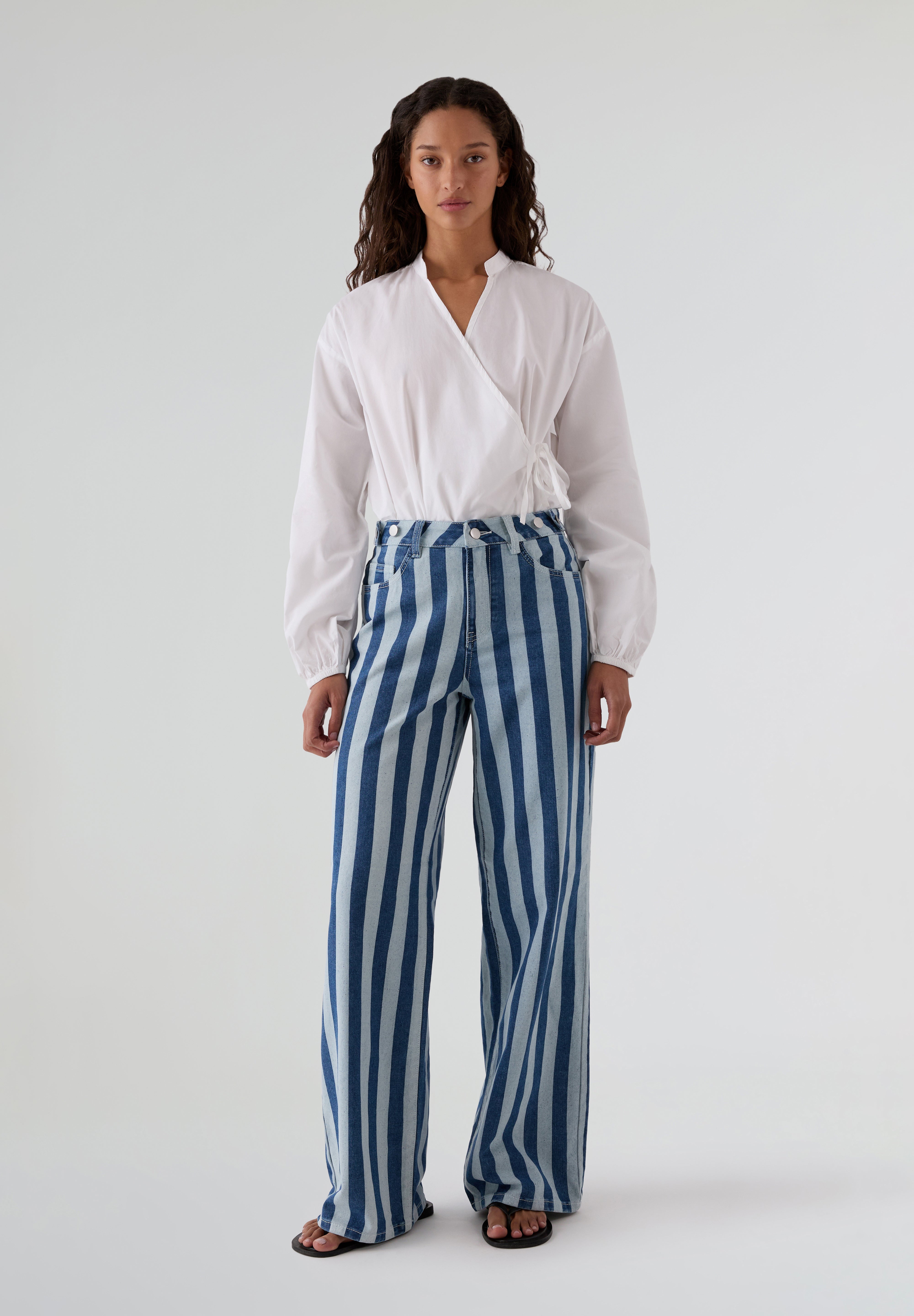OBJECT | CALÇAS DENIM STEFFI