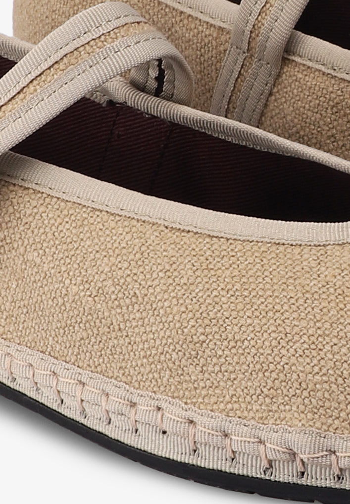 FLABELUS | ALPERGATAS PIERRE