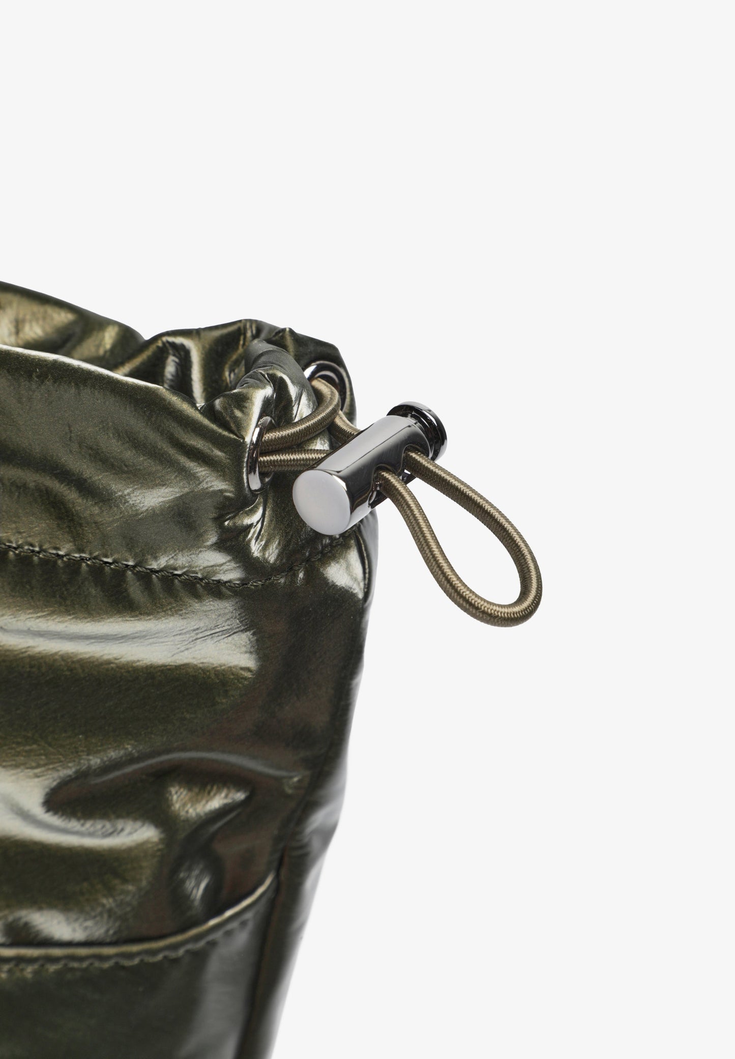 NECESSAIRE COM EFEITO DE PELE E FECHO FRANCIDO
