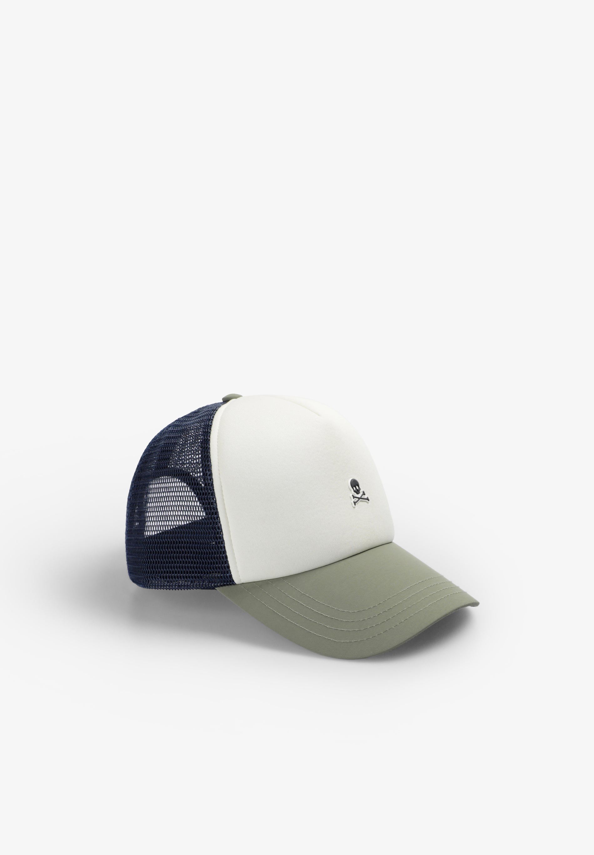BONÉ TRUCKER COM LOGO