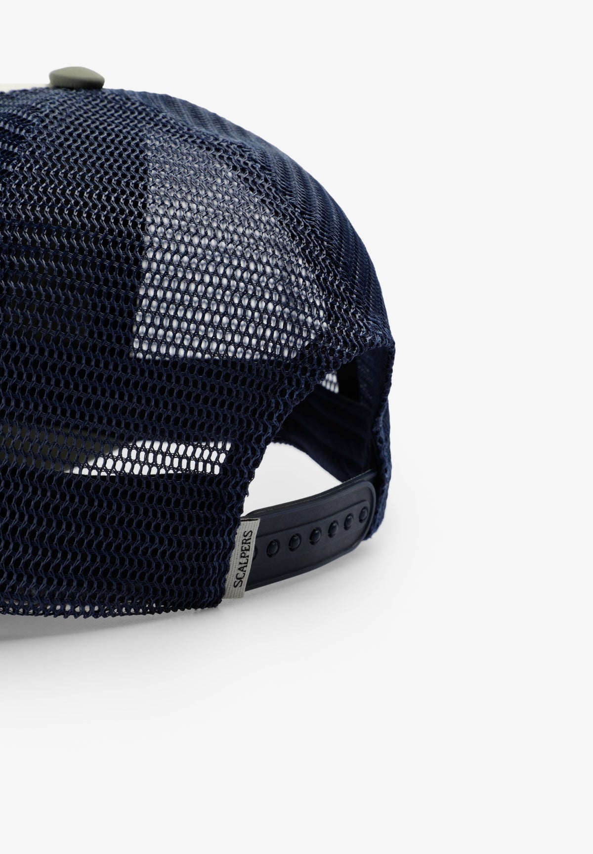 BONÉ TRUCKER COM LOGO