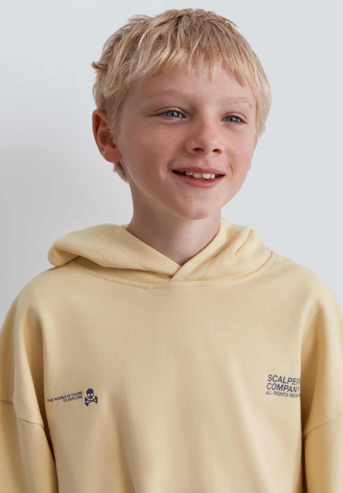 SWEATSHIRT BOXY COM LOGÓTIPO ATRÁS