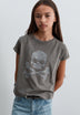 T-SHIRT COM SKULL E ESTAMPADO ANIMAL