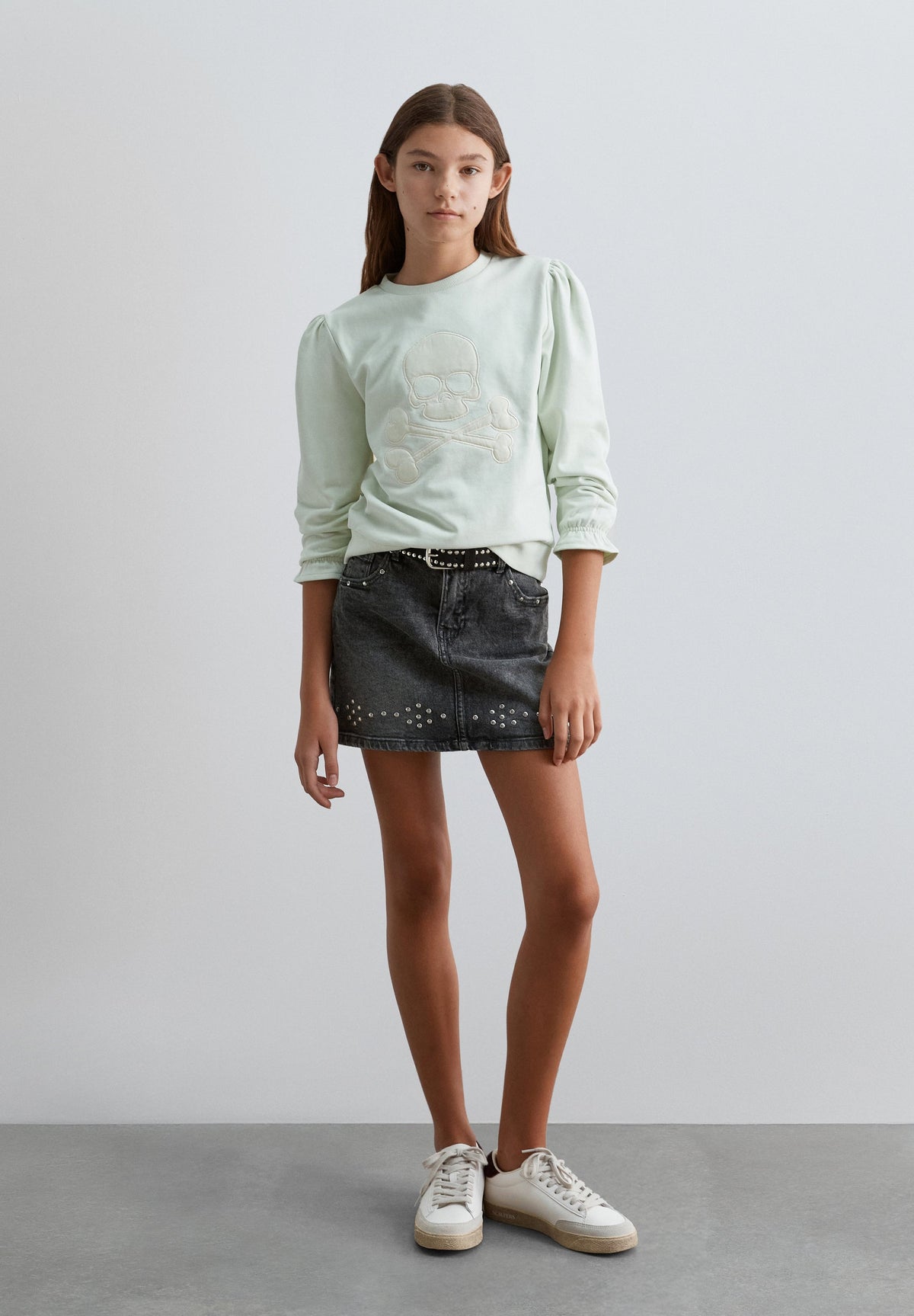 SWEATSHIRT COM LOGÓTIPO À FRENTE