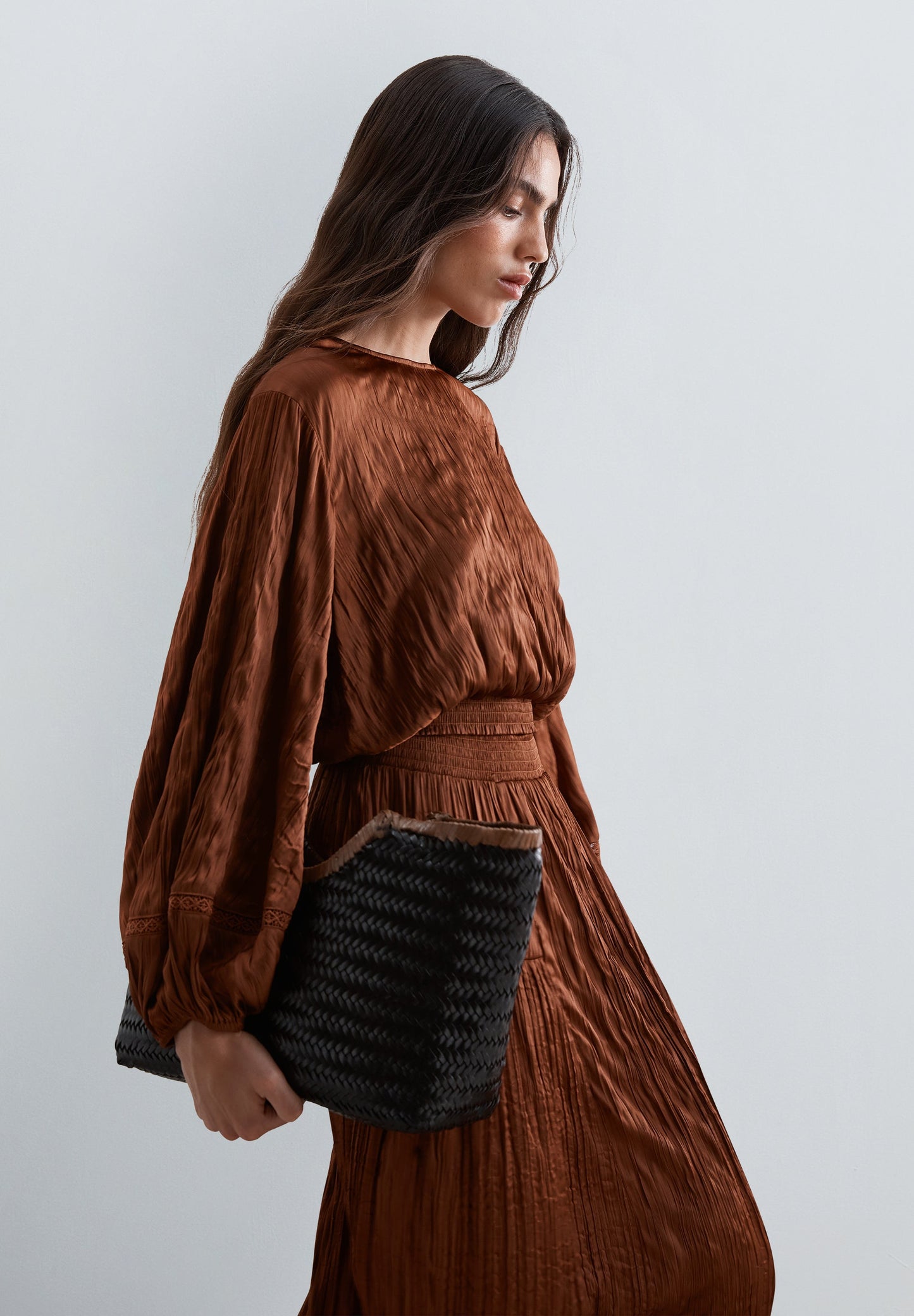 TOP ACETINADO COM TEXTURA