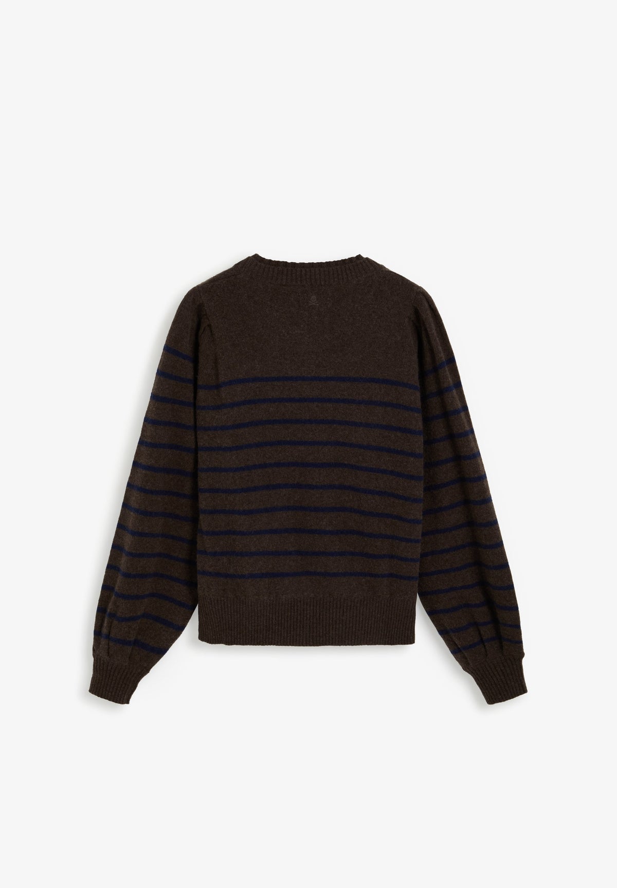 SWEATER DE LÃ COM PORMENOR NA GOLA