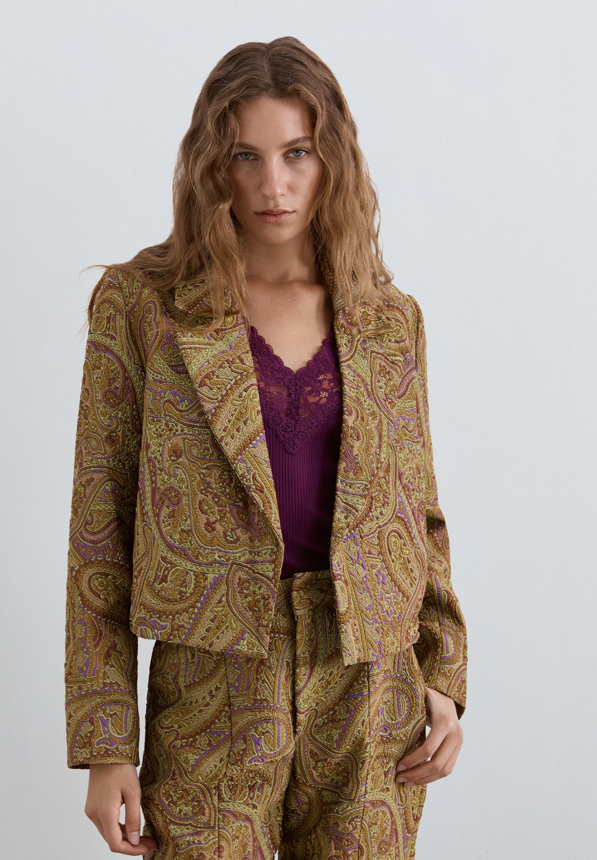 CARDIGAN COM PADRÃO PAISLEY