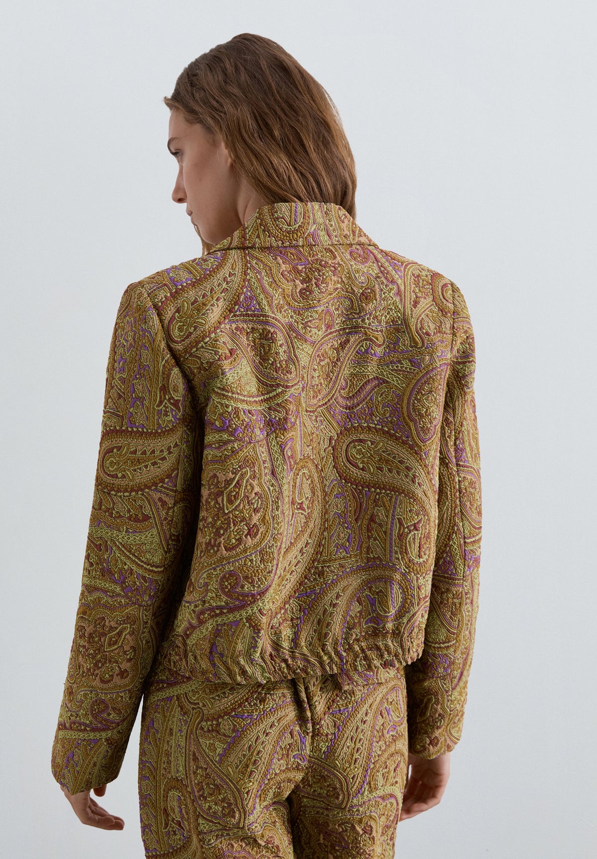 CARDIGAN COM PADRÃO PAISLEY