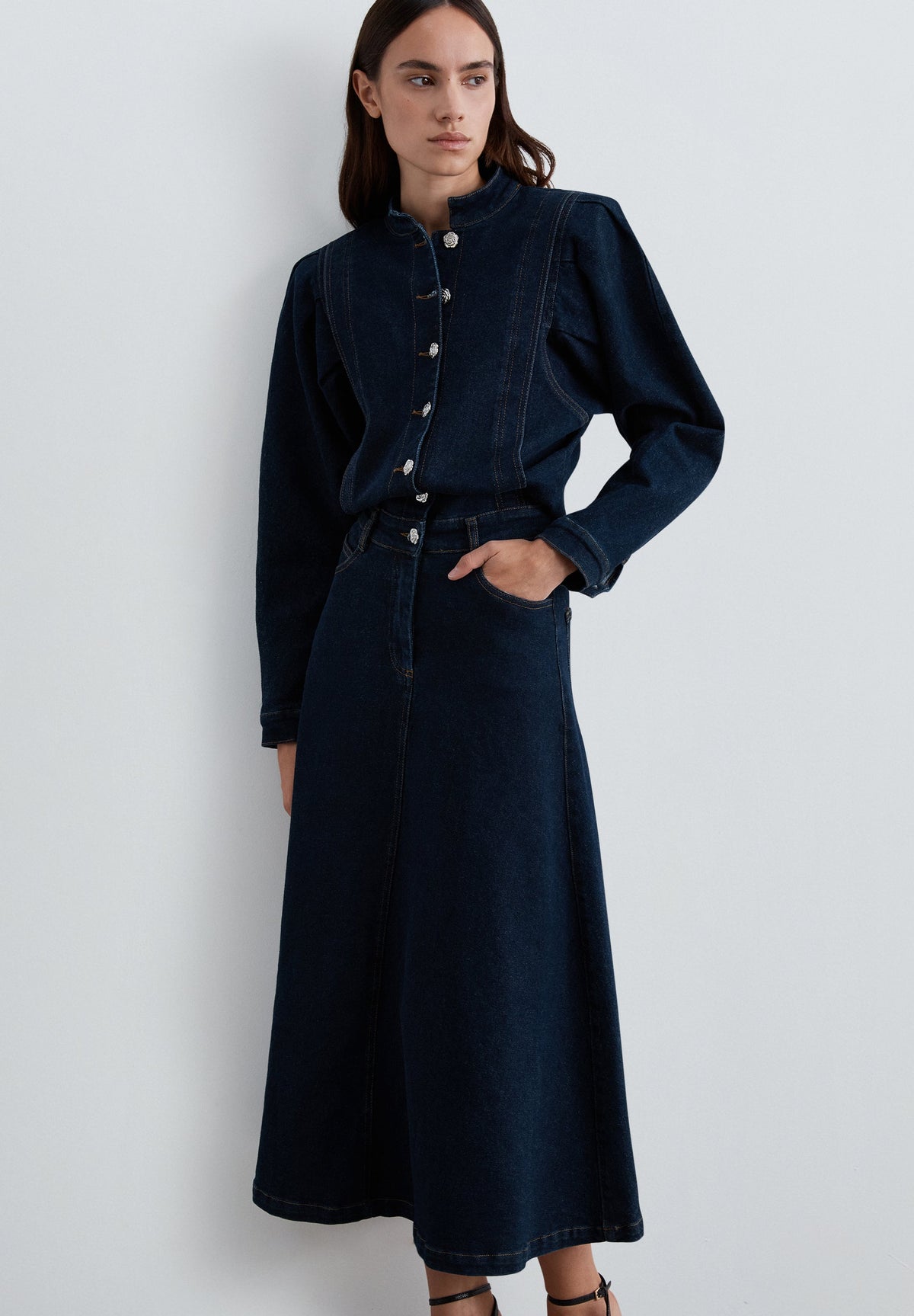 VESTIDO DENIM COM MANGAS VOLUMOSAS