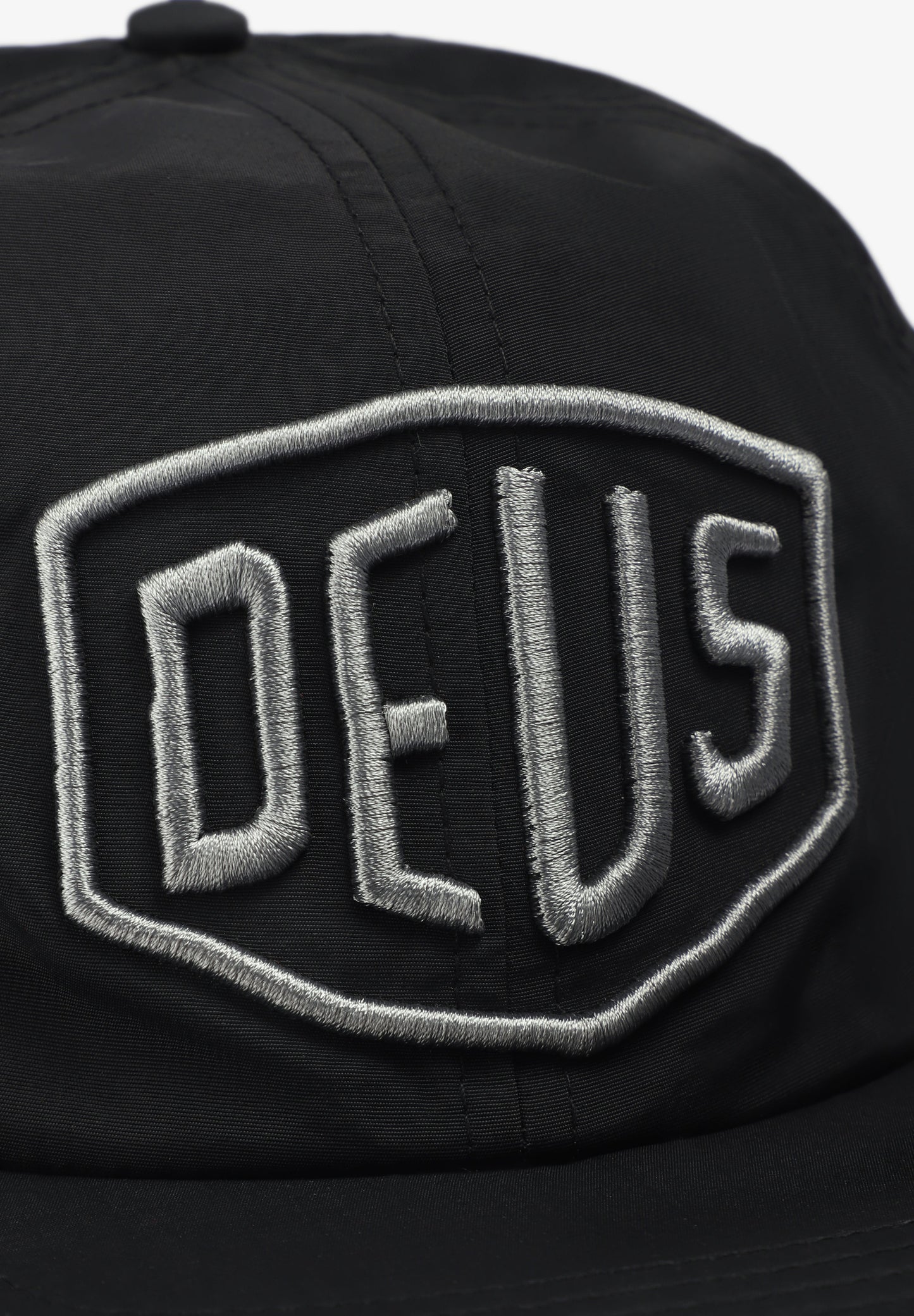 DEUS EX MACHINA | BONÉ SHIELD NYLON