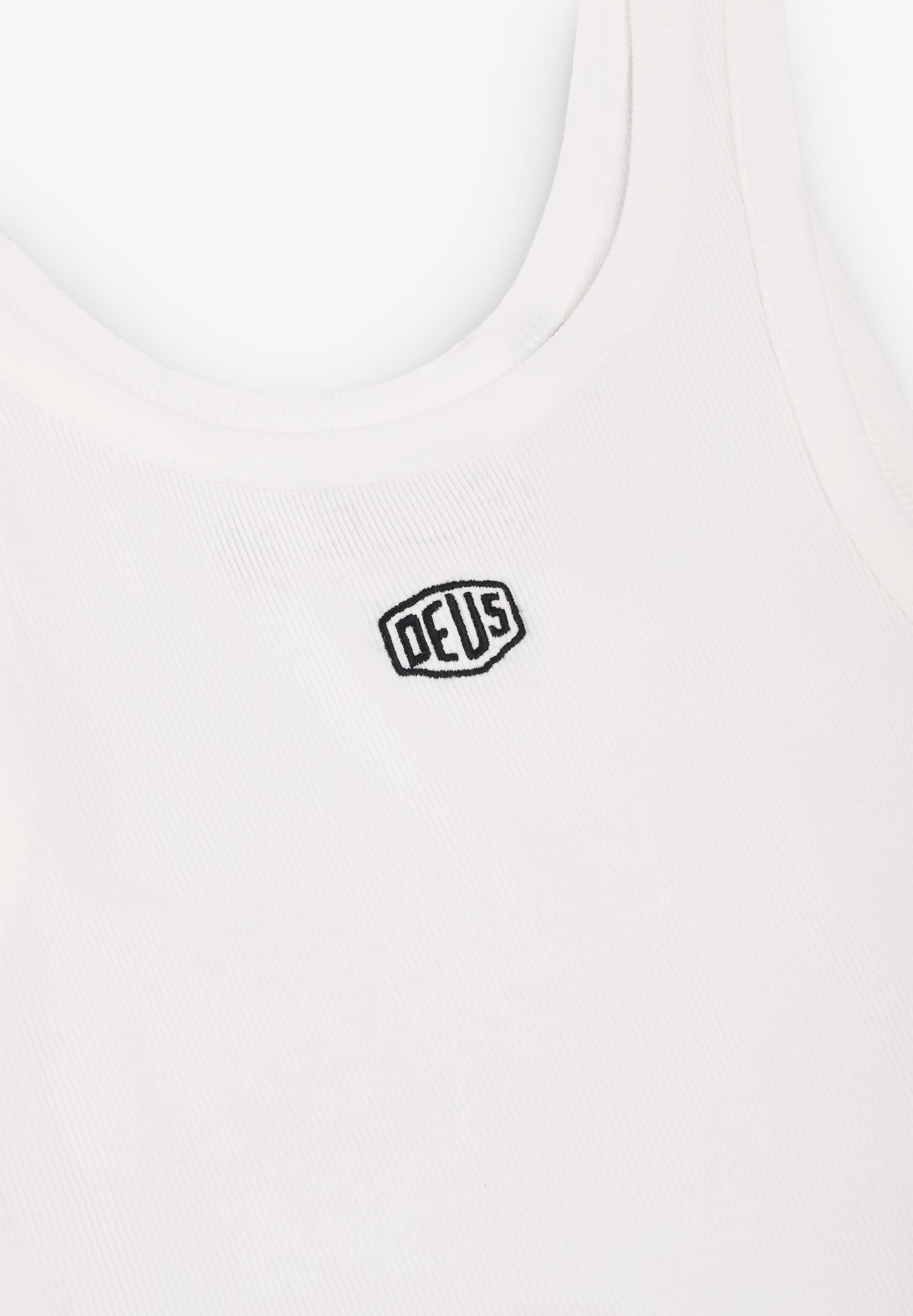 DEUS EX MACHINA | TOP JUNE SHIELD