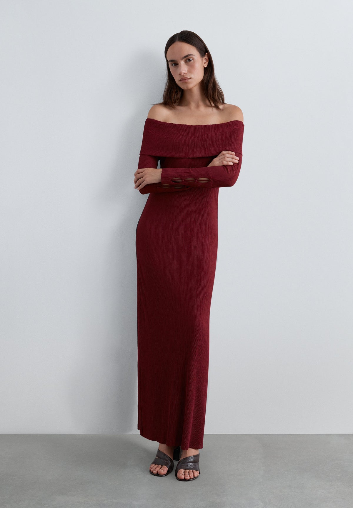 VESTIDO DE MALHA DECOTE BARDOT