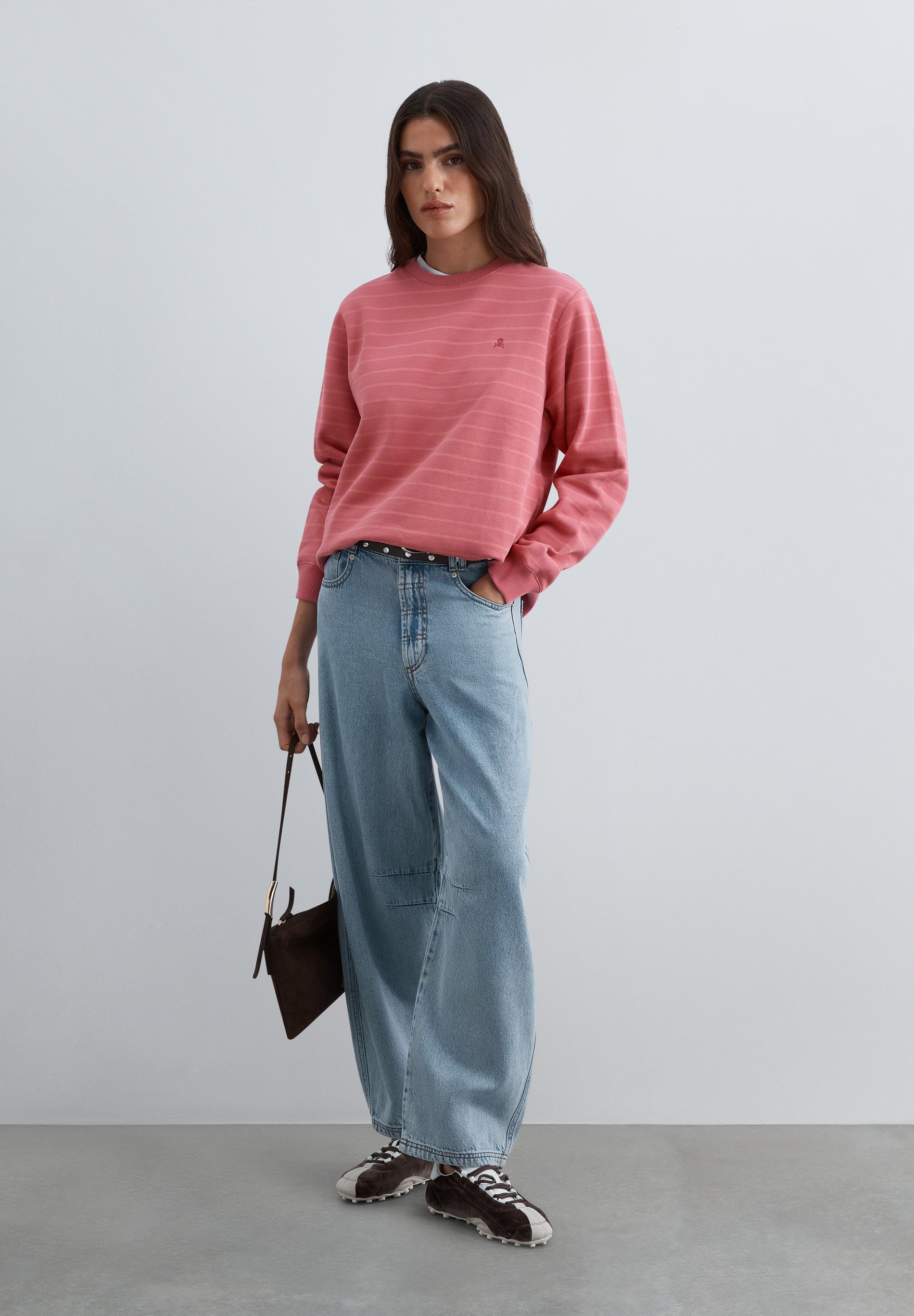 SWEATSHIRT BORDADA REGULAR FIT