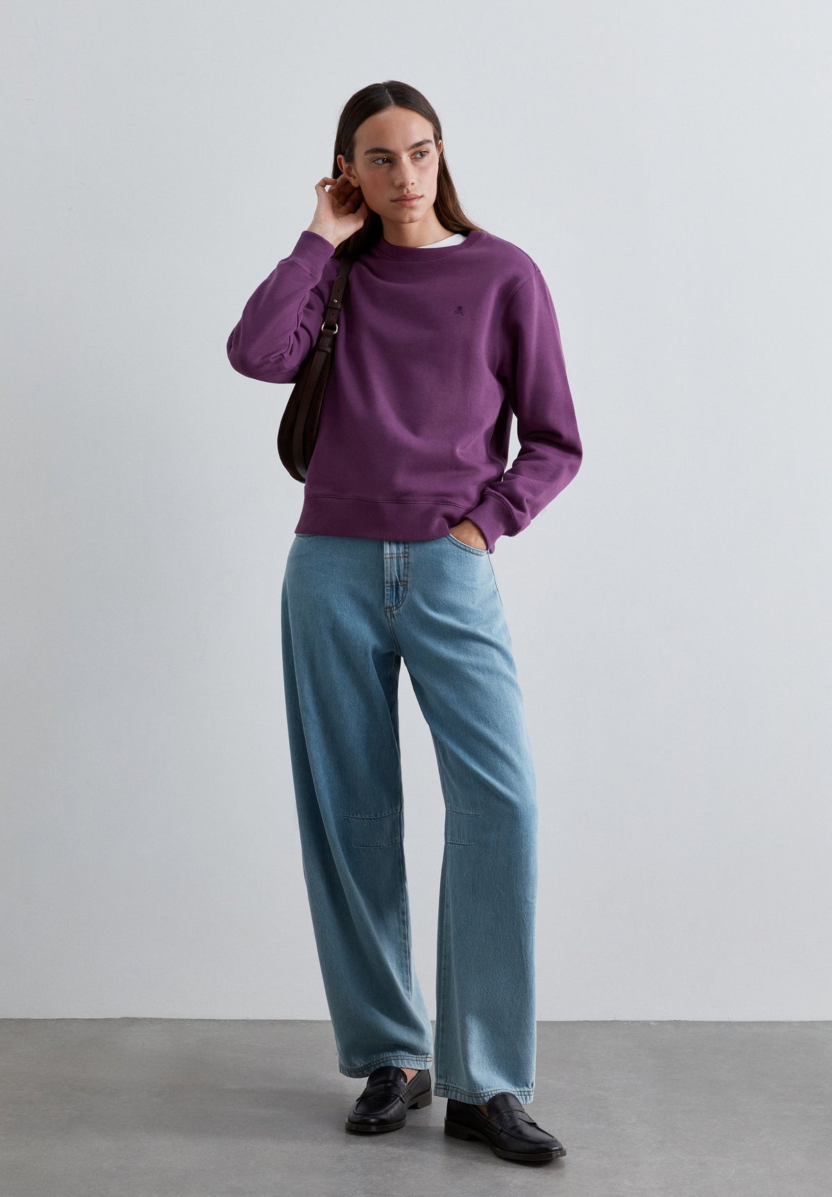 SWEATSHIRT BORDADA REGULAR FIT