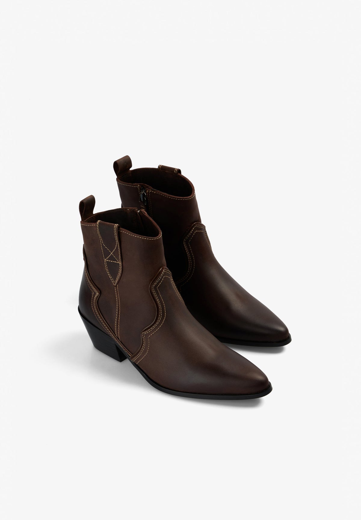 BOTAS BAIXAS COWBOY EM PELE