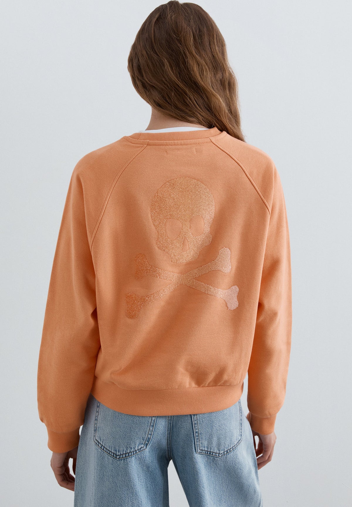 SWEATSHIRT PADRÃO TRASEIRO COM GLITTER