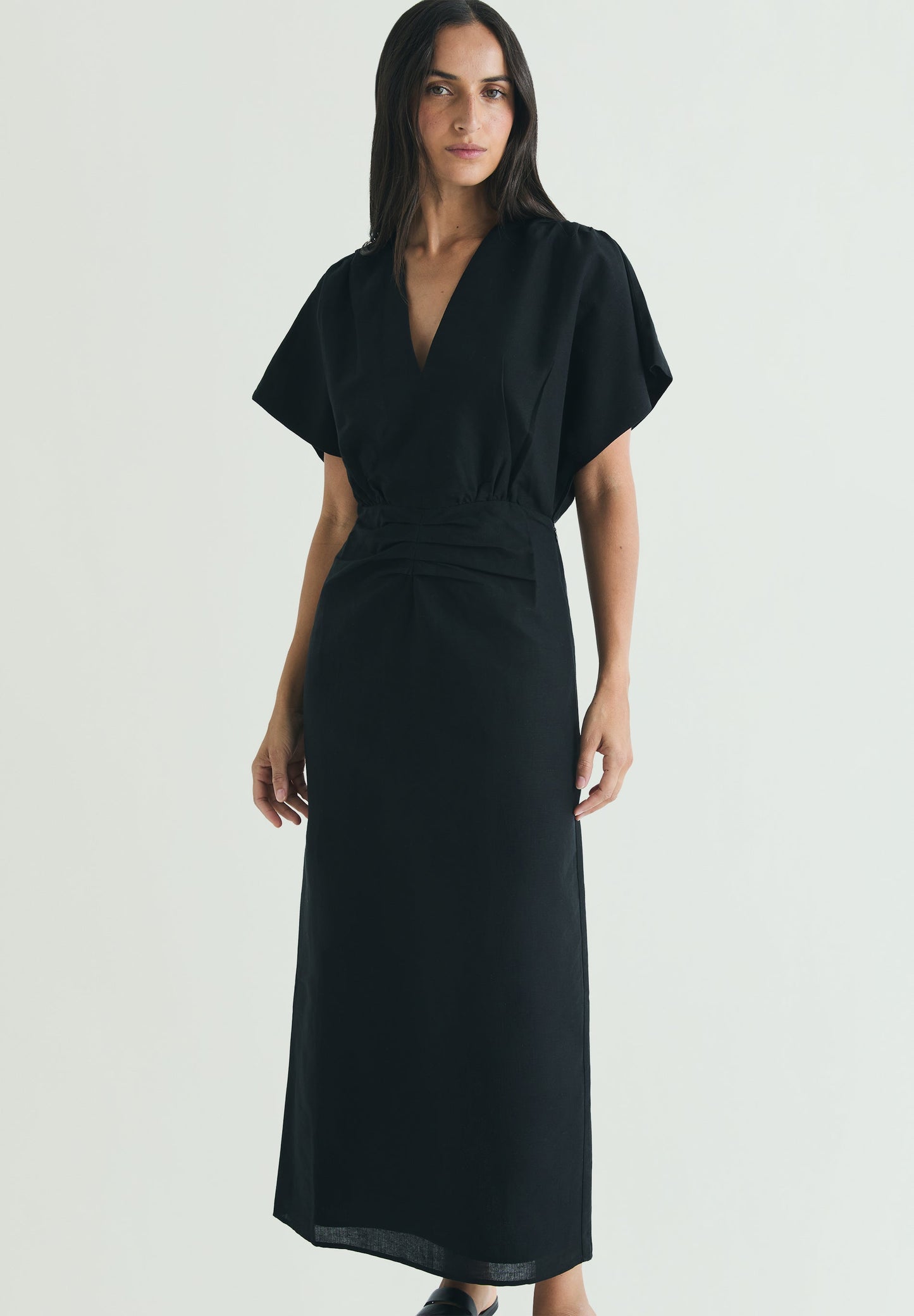 VESTIDO MIDI DRAPEADO LINHO
