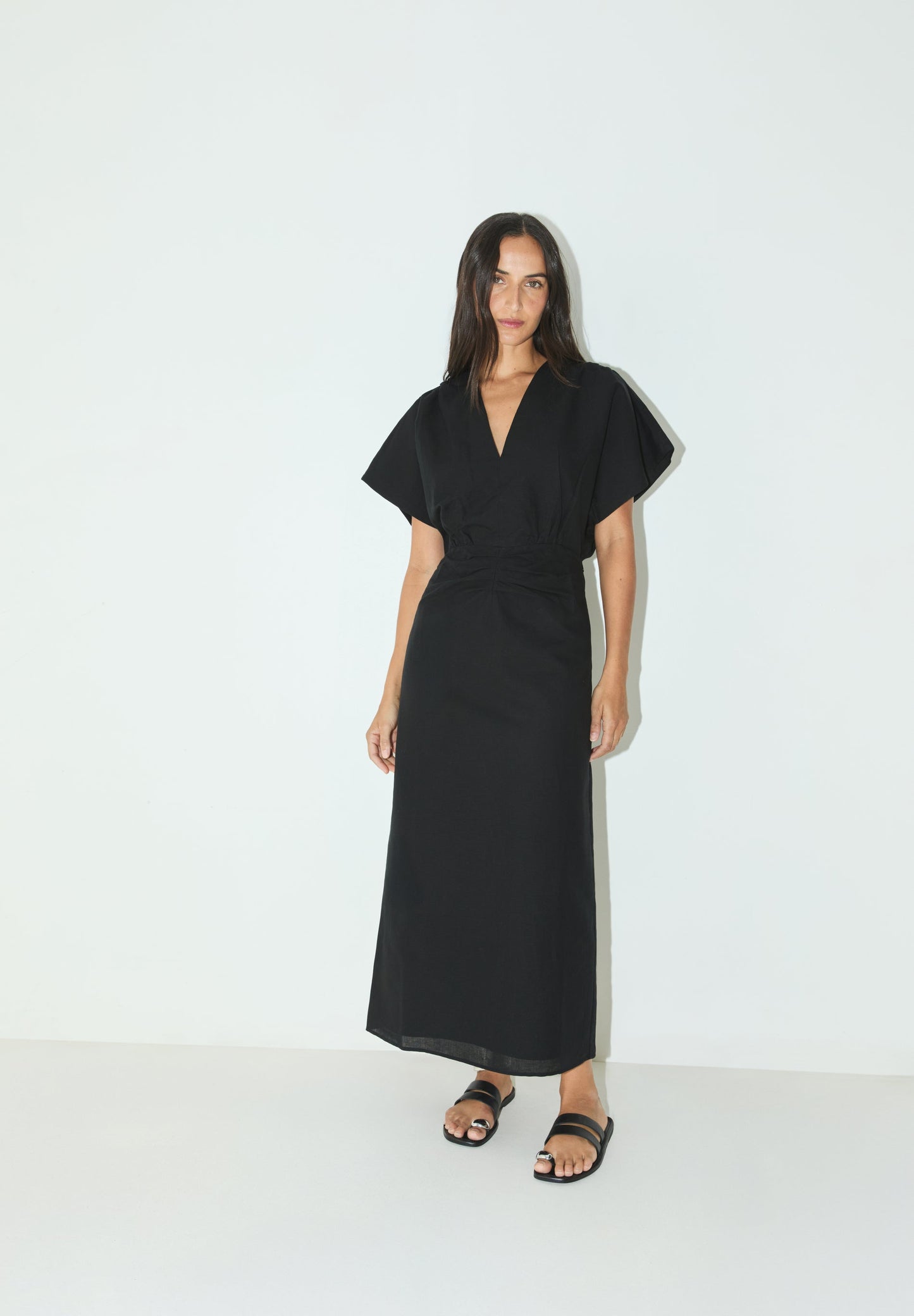 VESTIDO MIDI DRAPEADO LINHO