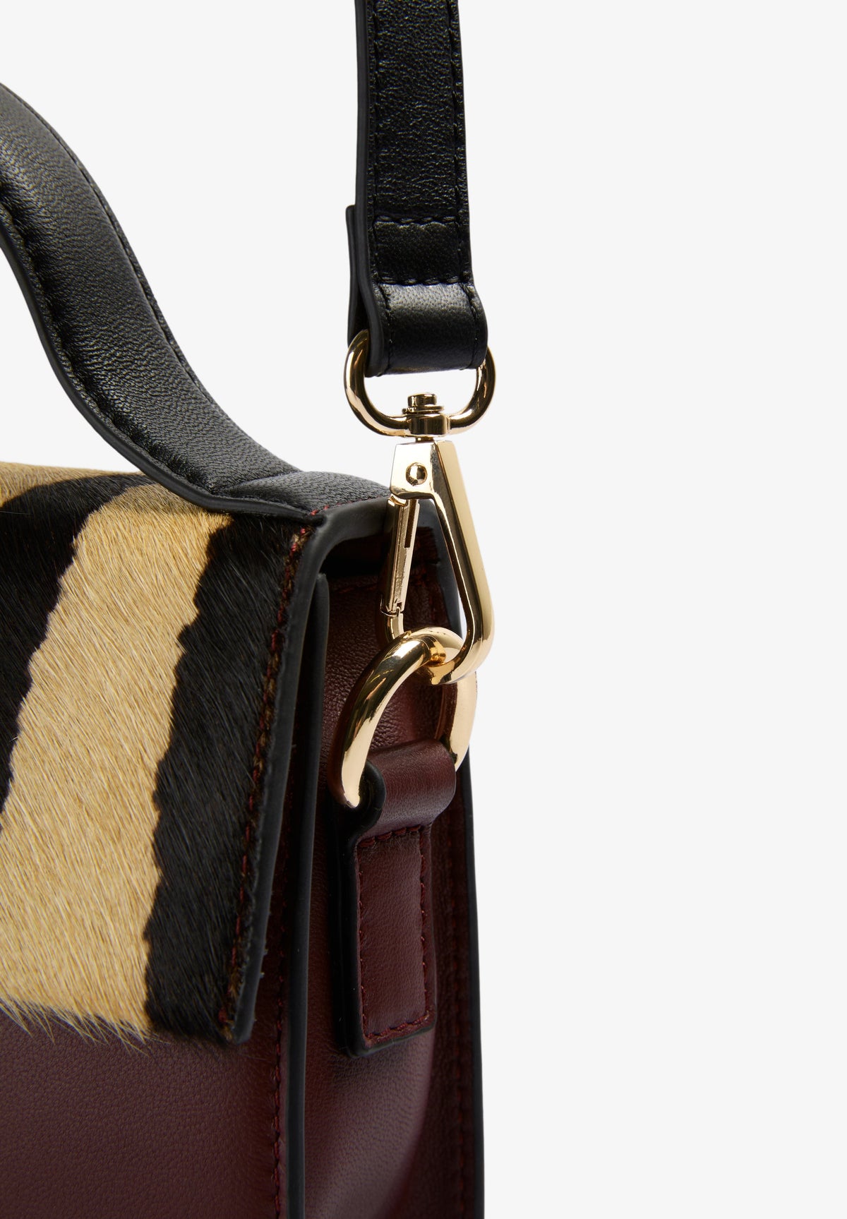 BOLSA DE TIRACOLO COM ESTAMPADO ANIMAL