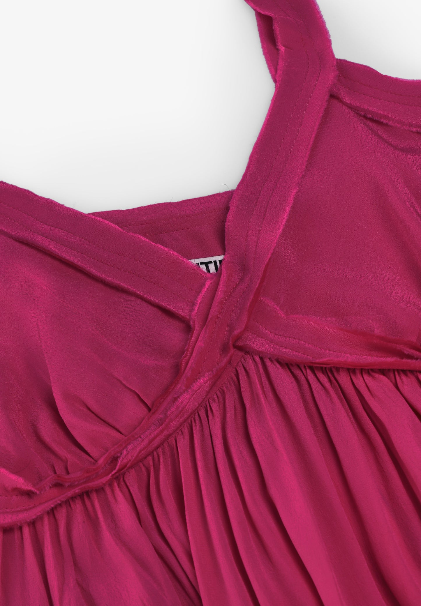 ESSENTIEL | JACOBEAN
