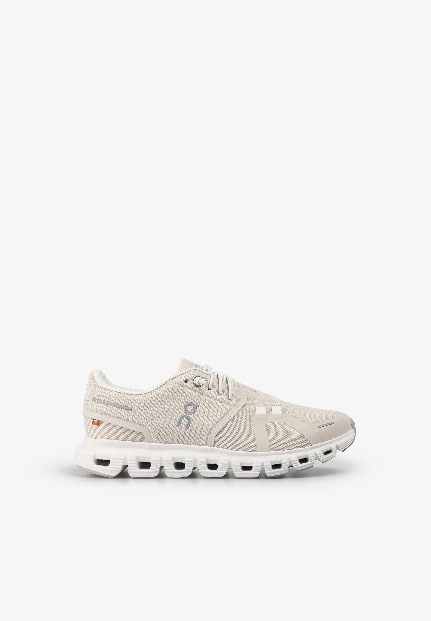 ON  | CLOUD 6
