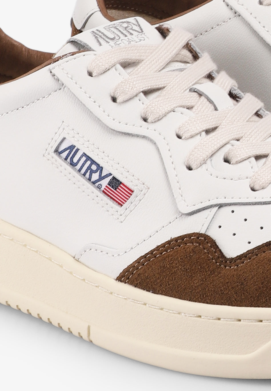 AUTRY | SAPATILHAS MEDALIST LOW SUEDE DE HOMEM