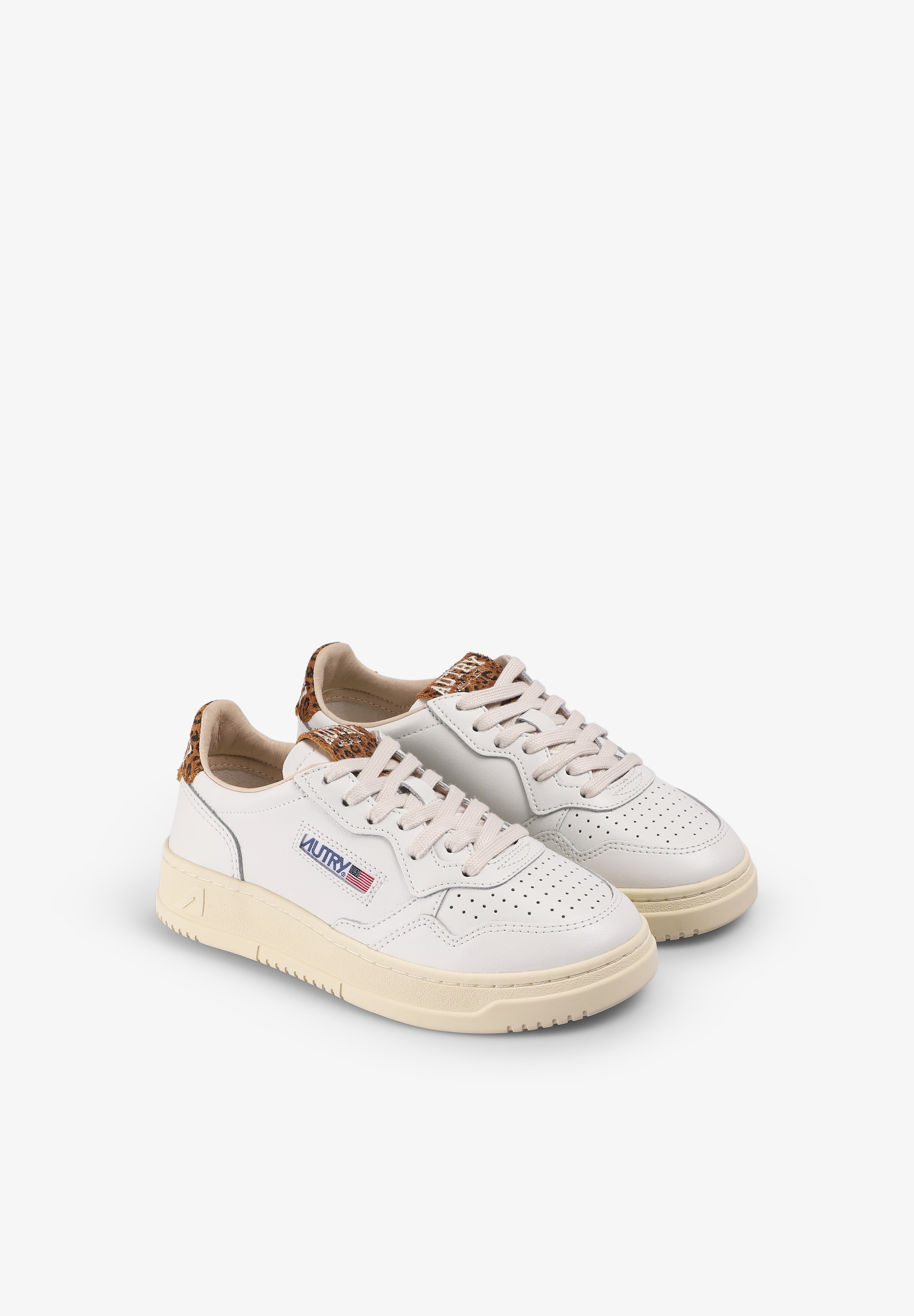 AUTRY | SAPATILHAS MEDALIST LOW LEATHER DE MULHER
