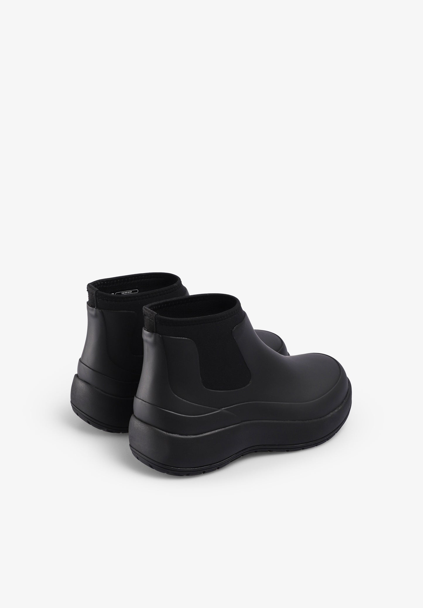 RAINS | THE DRY BOOT W W3