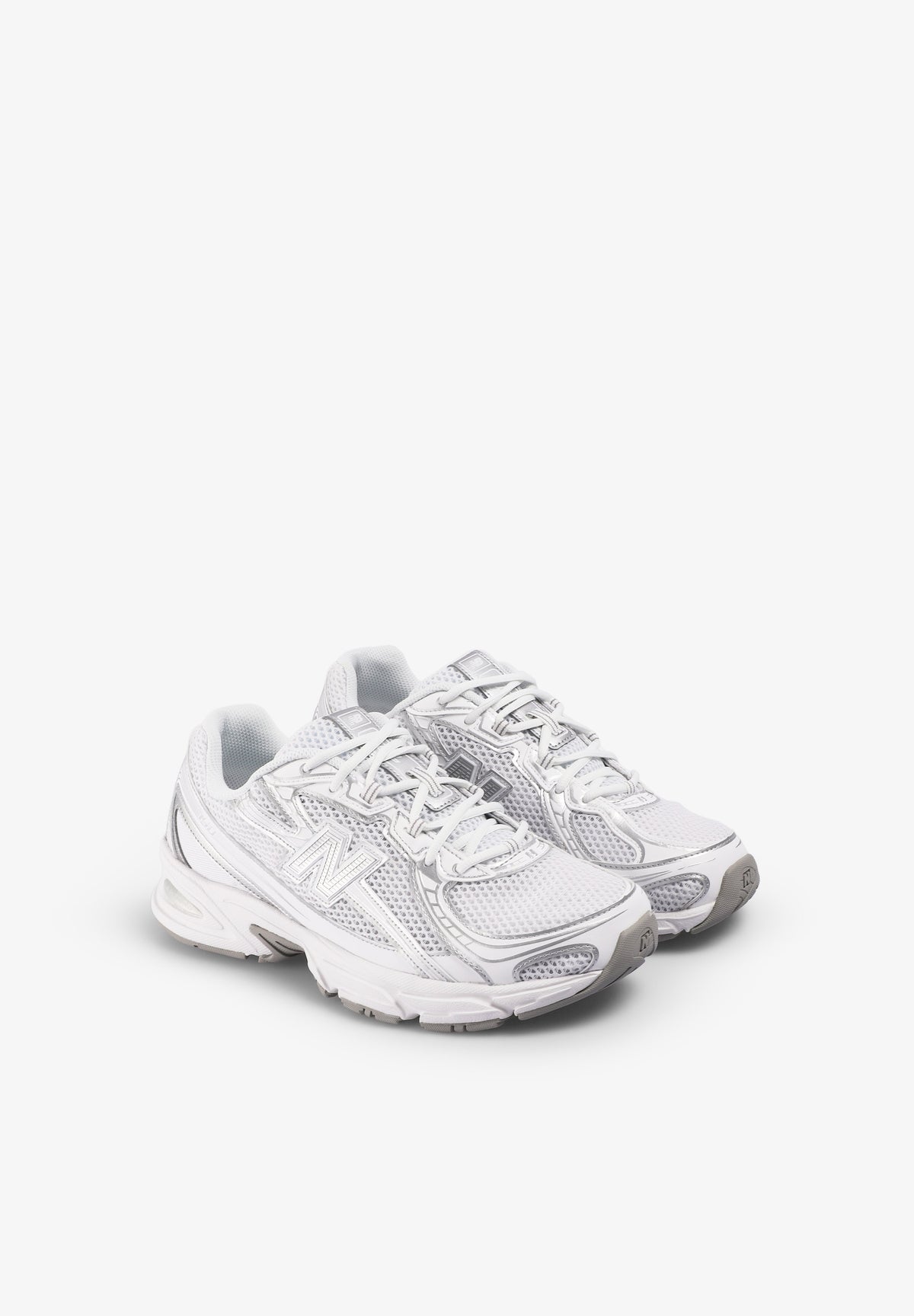 NEW BALANCE | SNEAKERS 740