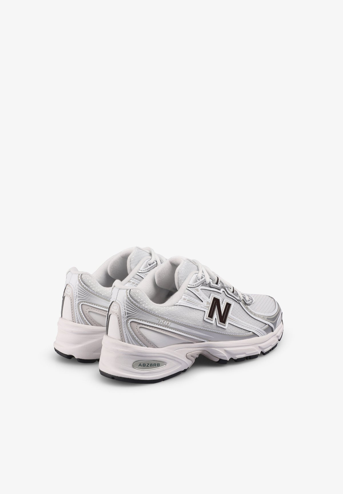 NEW BALANCE | SNEAKERS 740