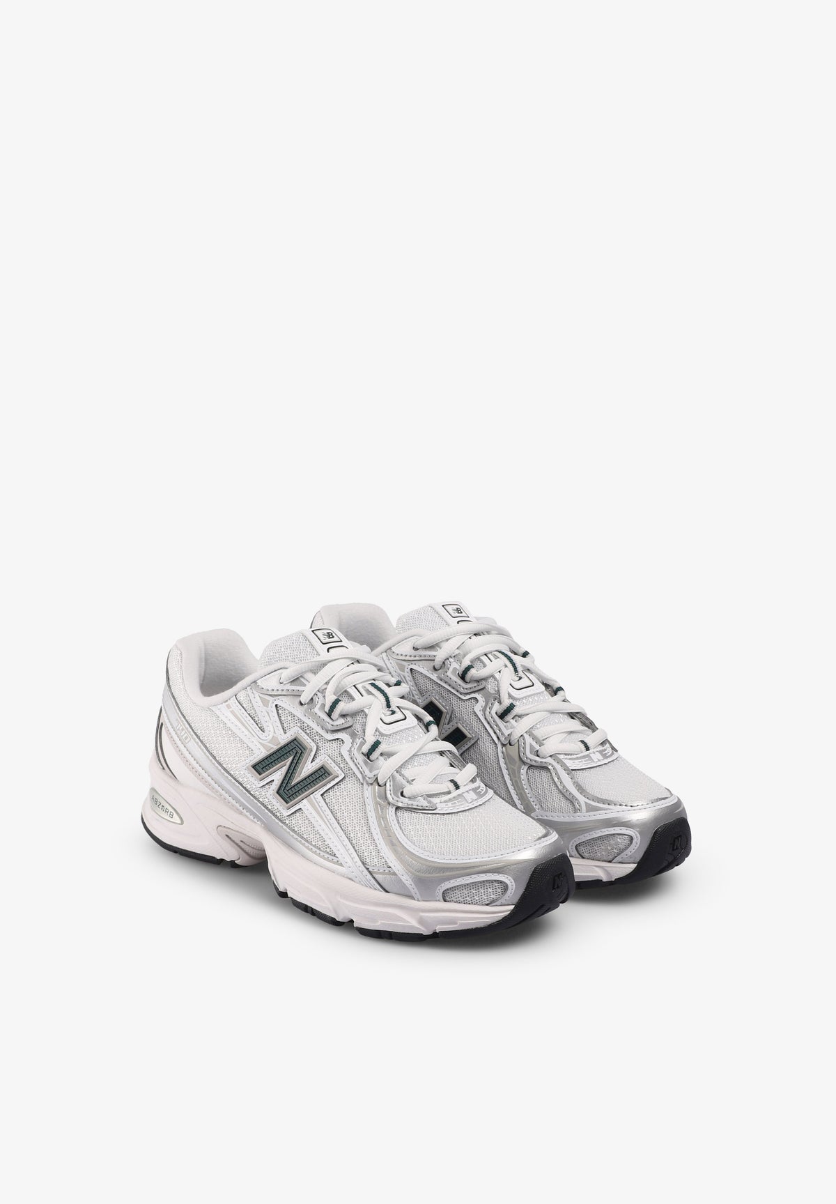NEW BALANCE | SNEAKERS 740
